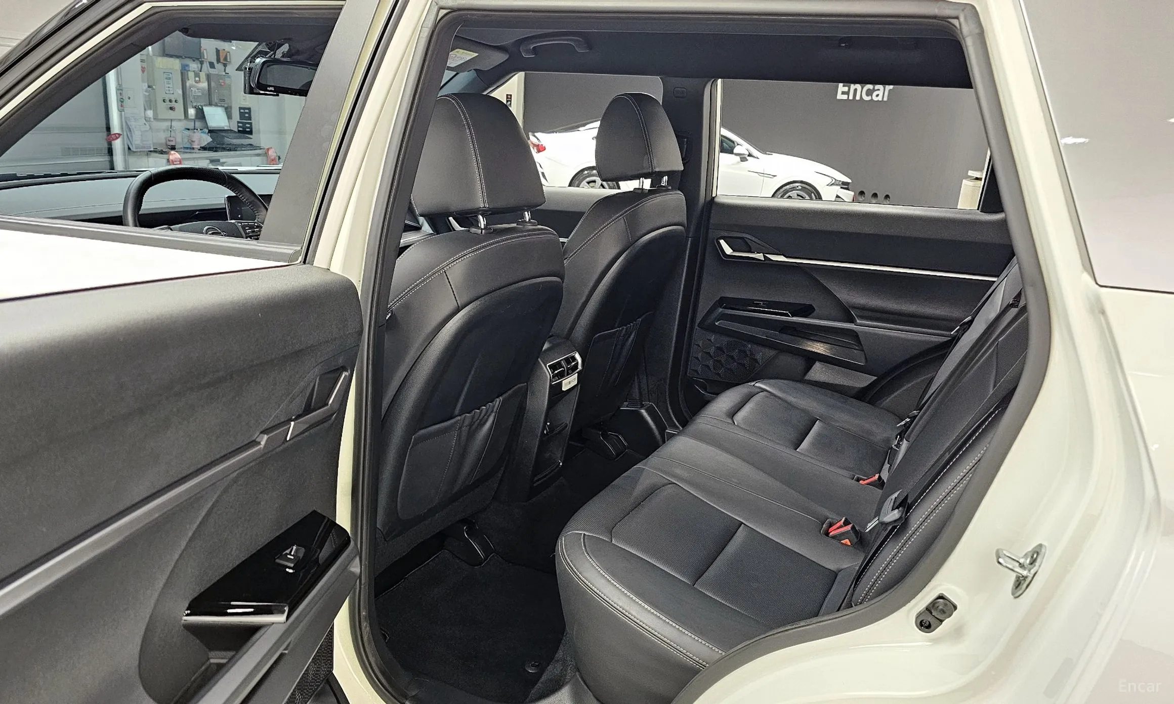 KG Mobility (SsangYong) Torres превью 11