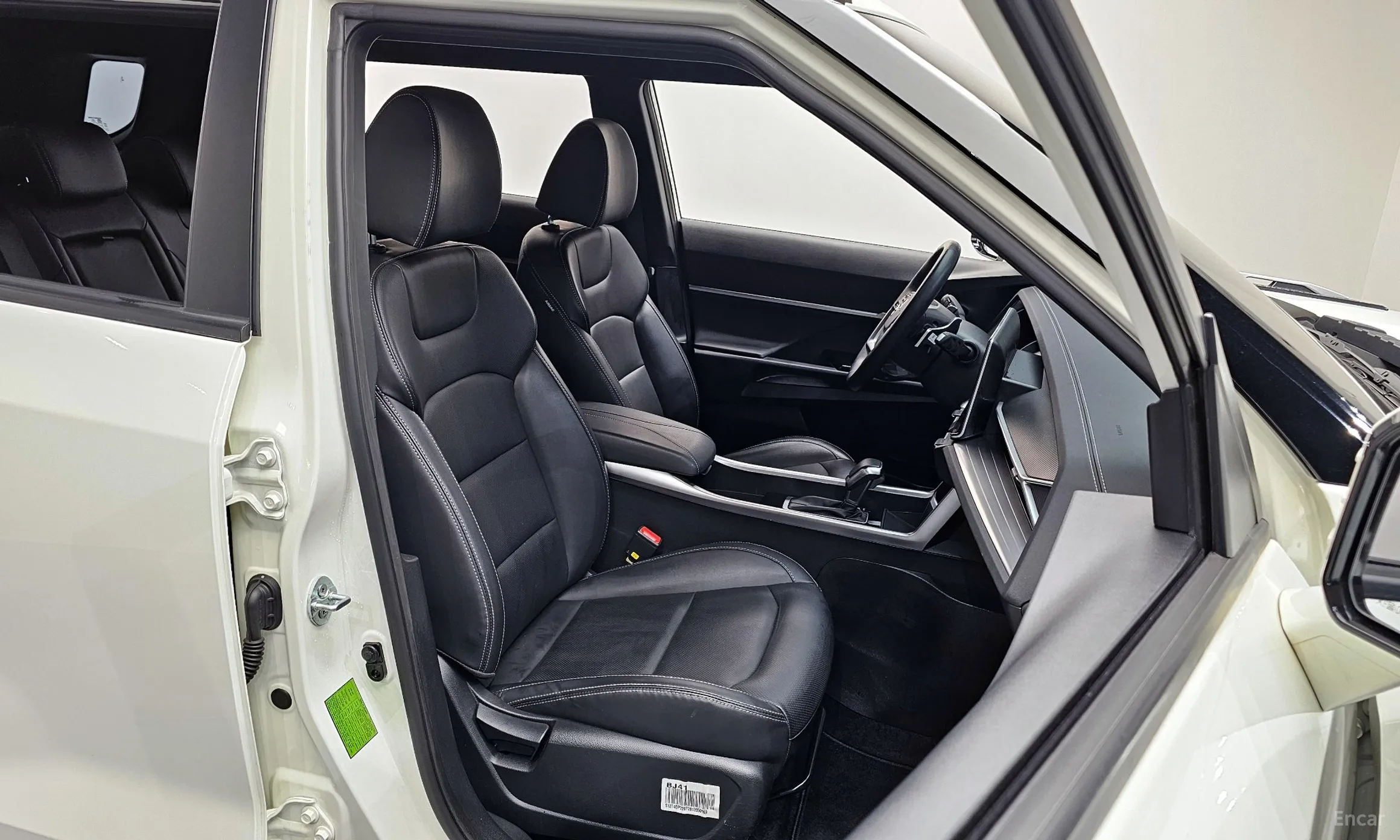 KG Mobility (SsangYong) Torres превью 12