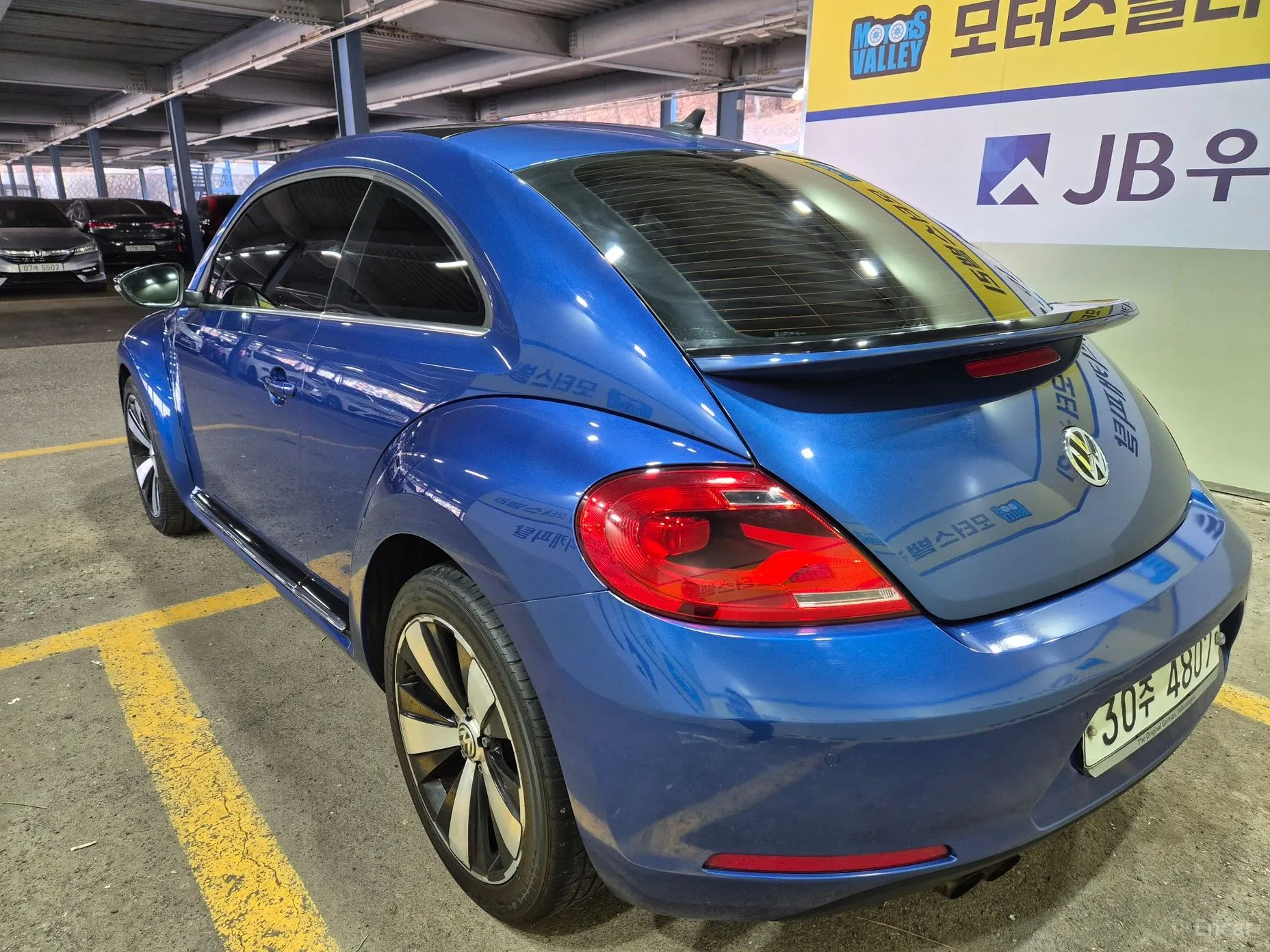 Volkswagen The Beetle превью 7