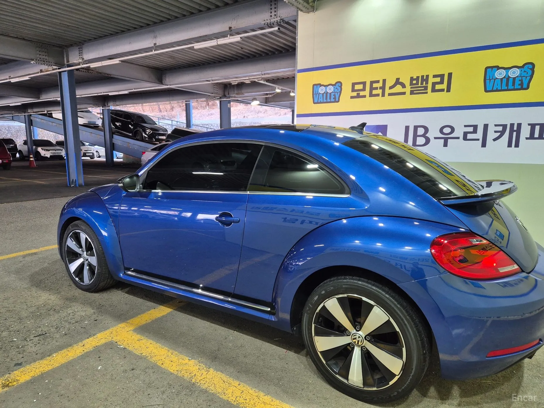 Volkswagen The Beetle превью 8