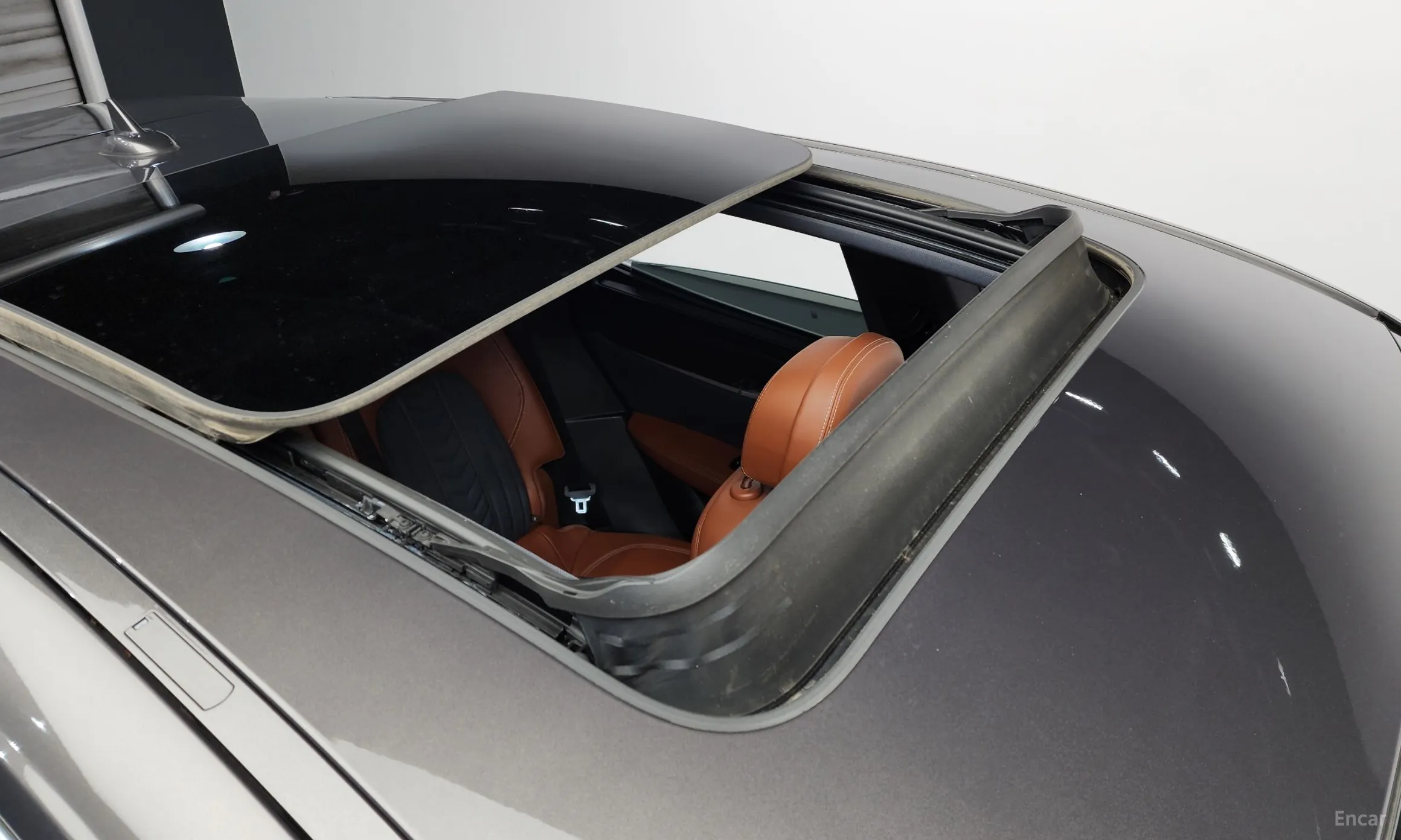 Maserati Levante превью 19