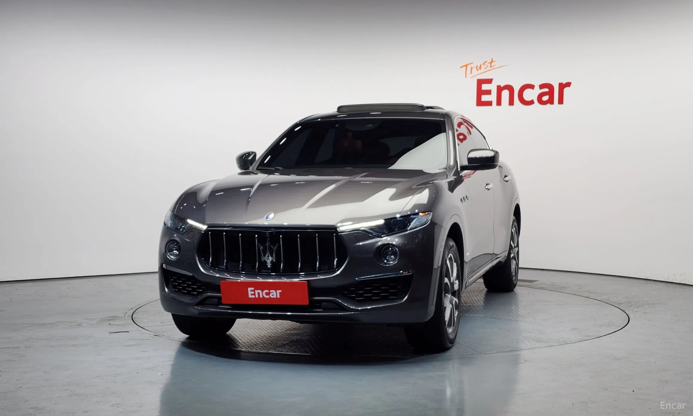 Maserati Levante превью 3