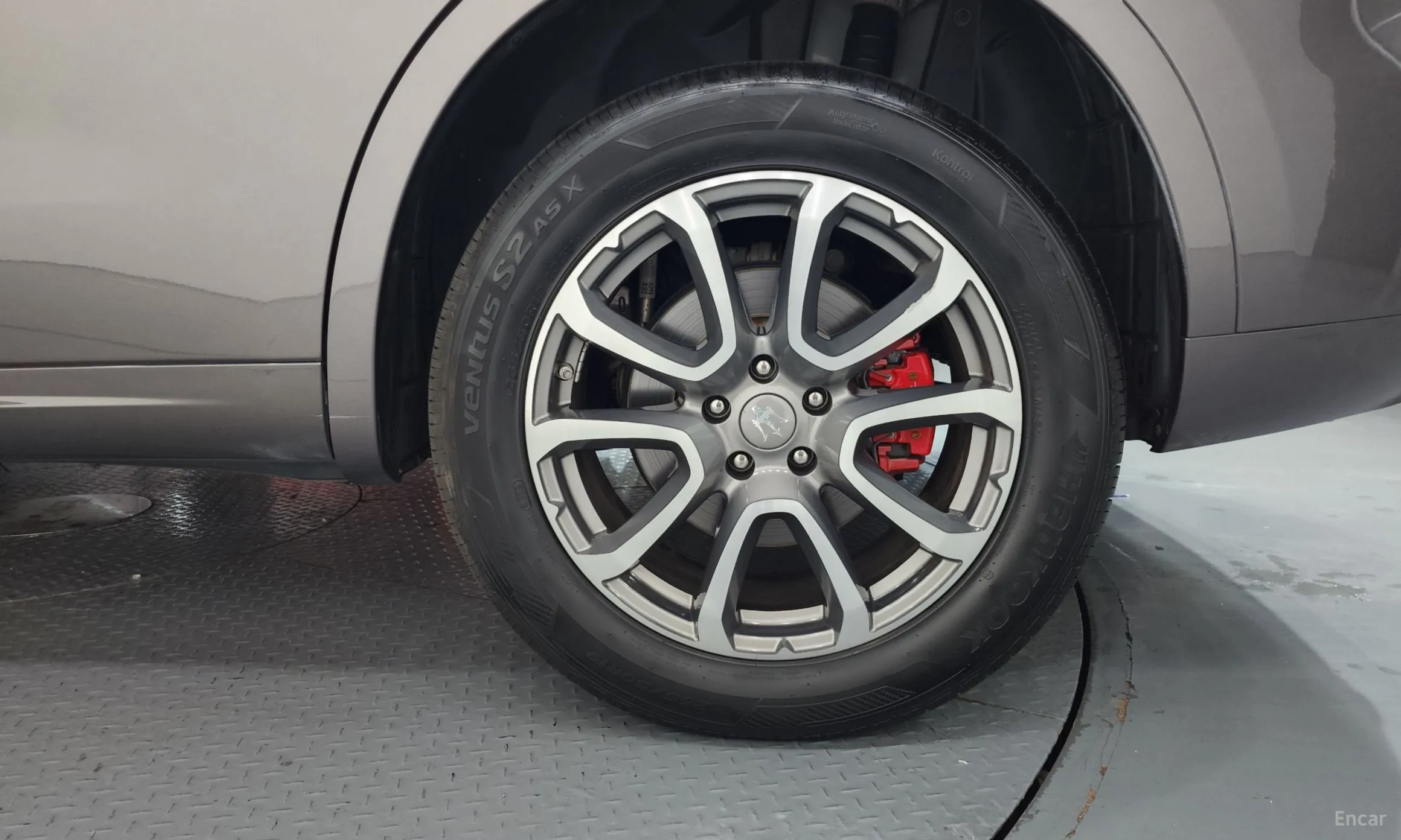 Maserati Levante превью 5