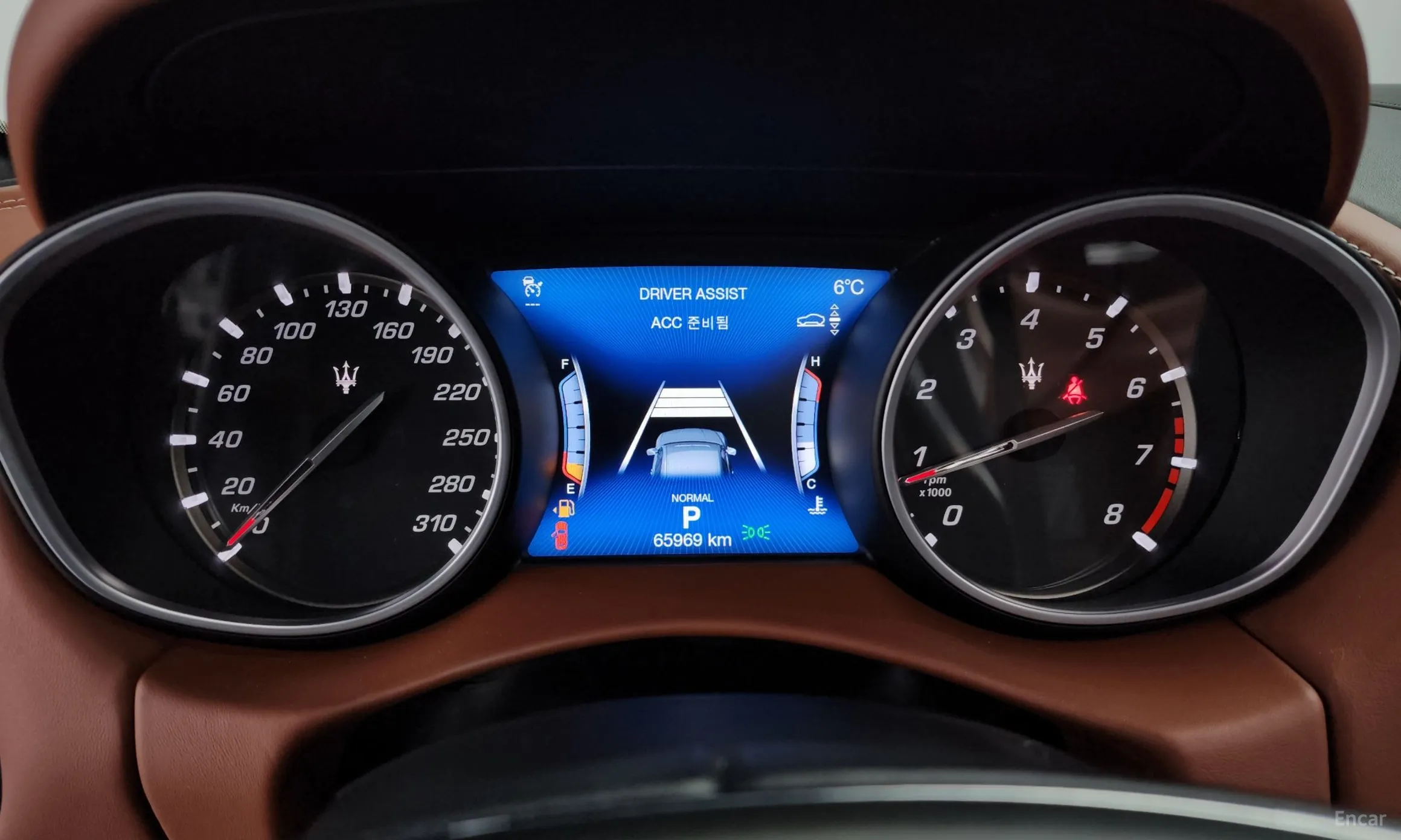 Maserati Levante превью 8