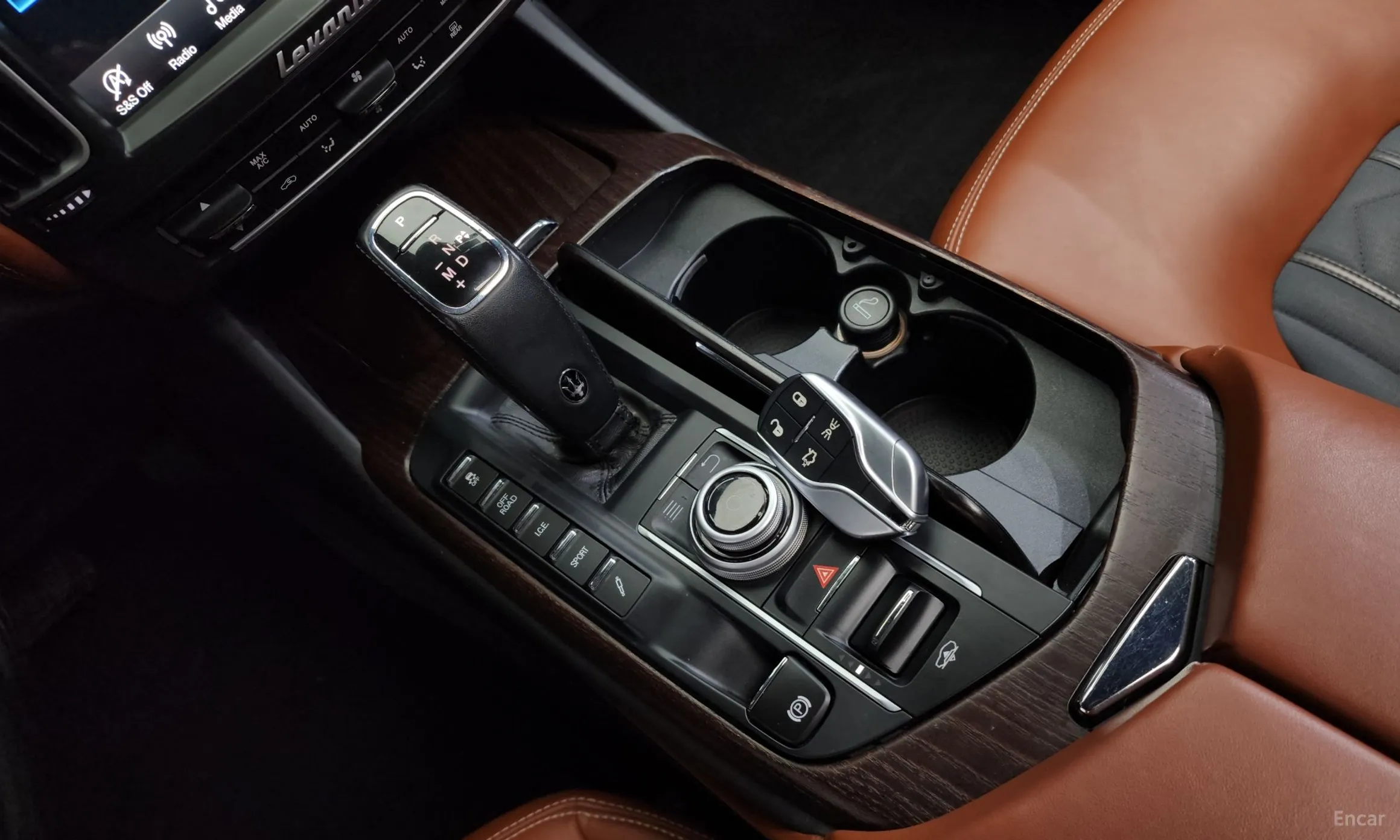 Maserati Levante превью 9