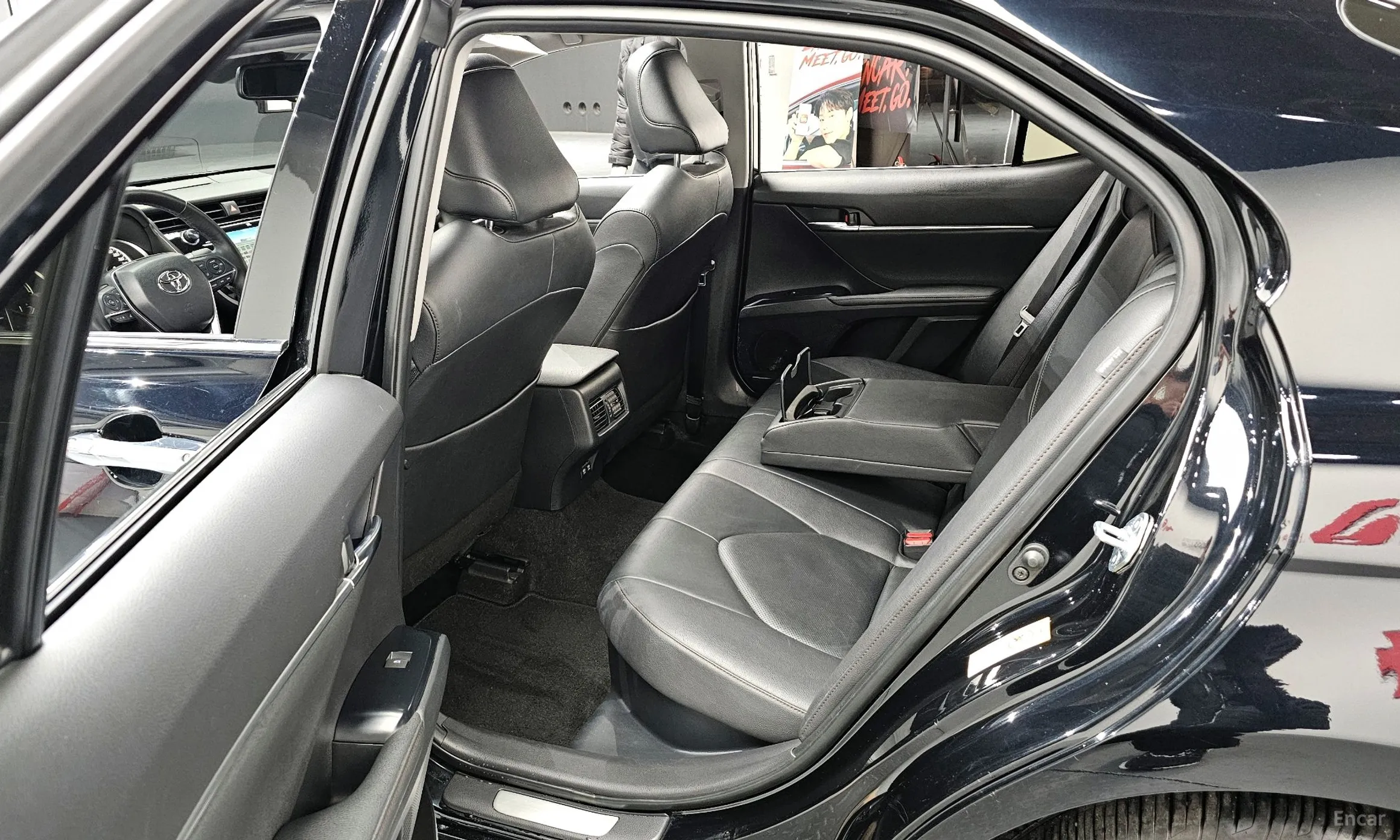 Toyota Camry (XV70) превью 11
