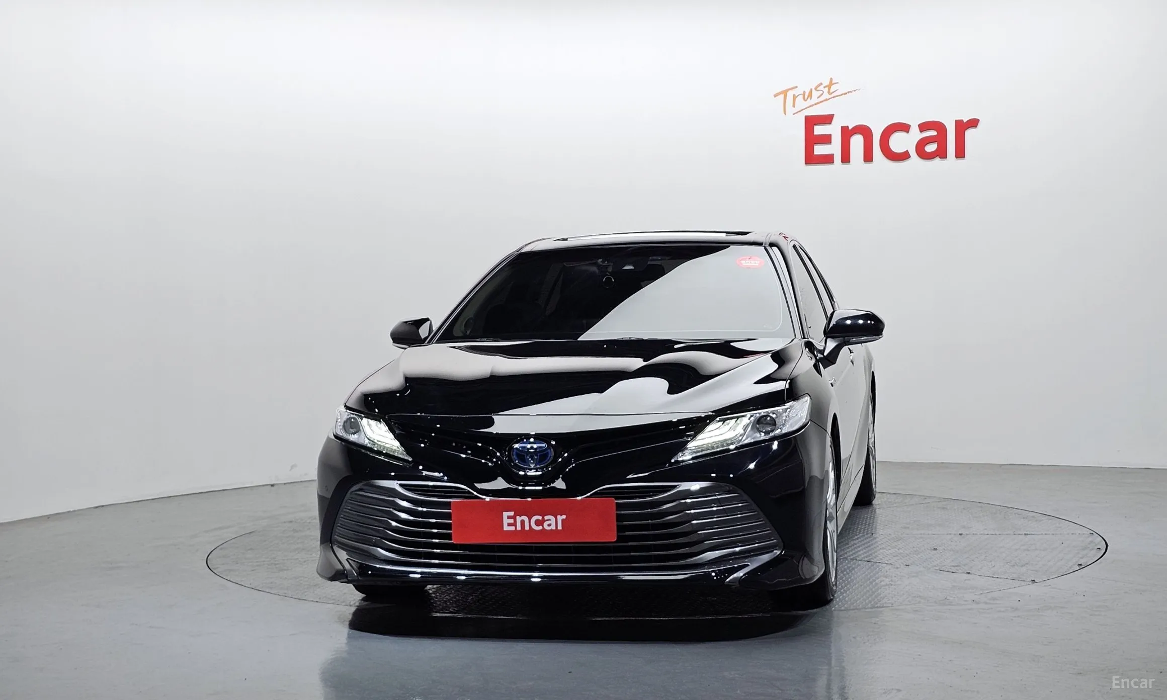 Toyota Camry (XV70) превью 3