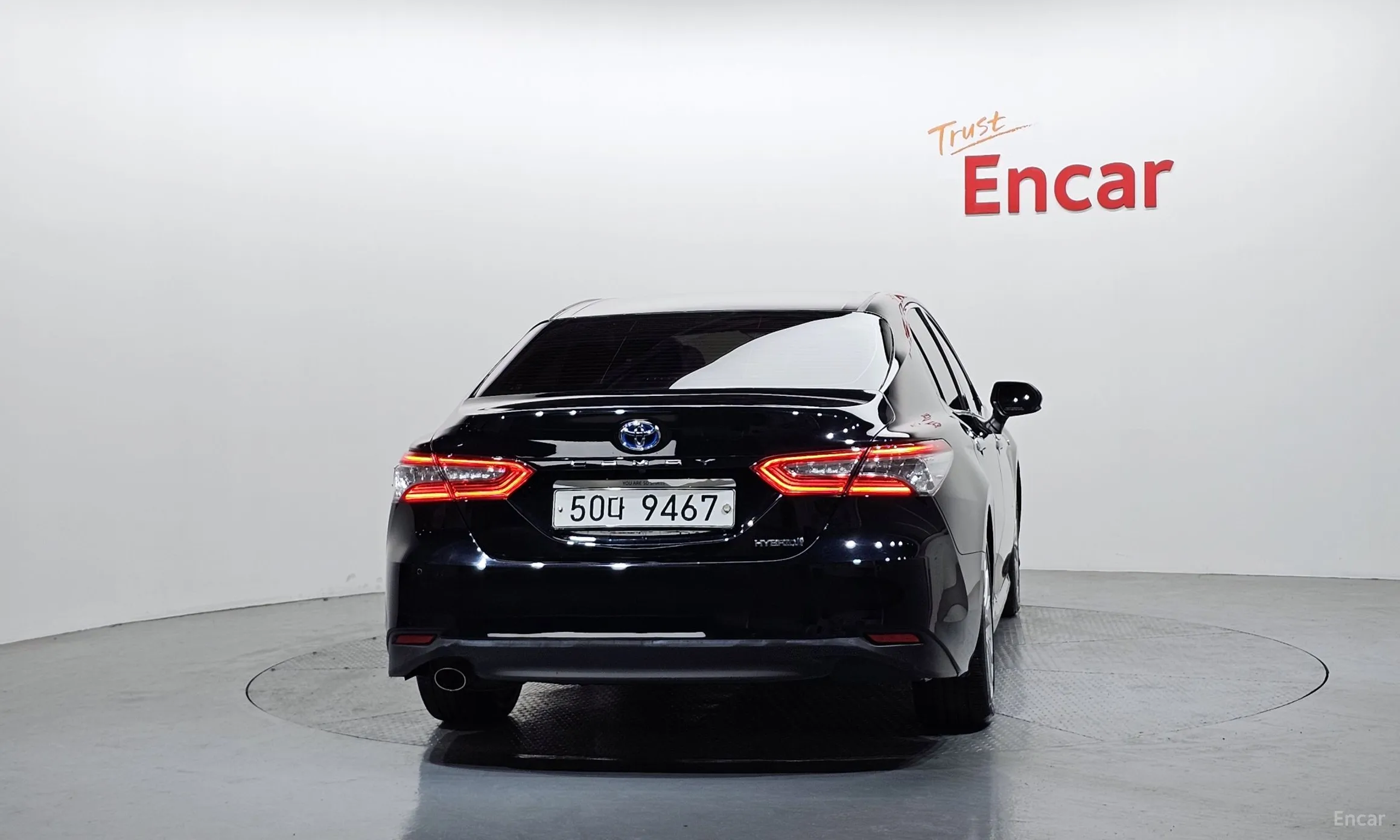 Toyota Camry (XV70) превью 4