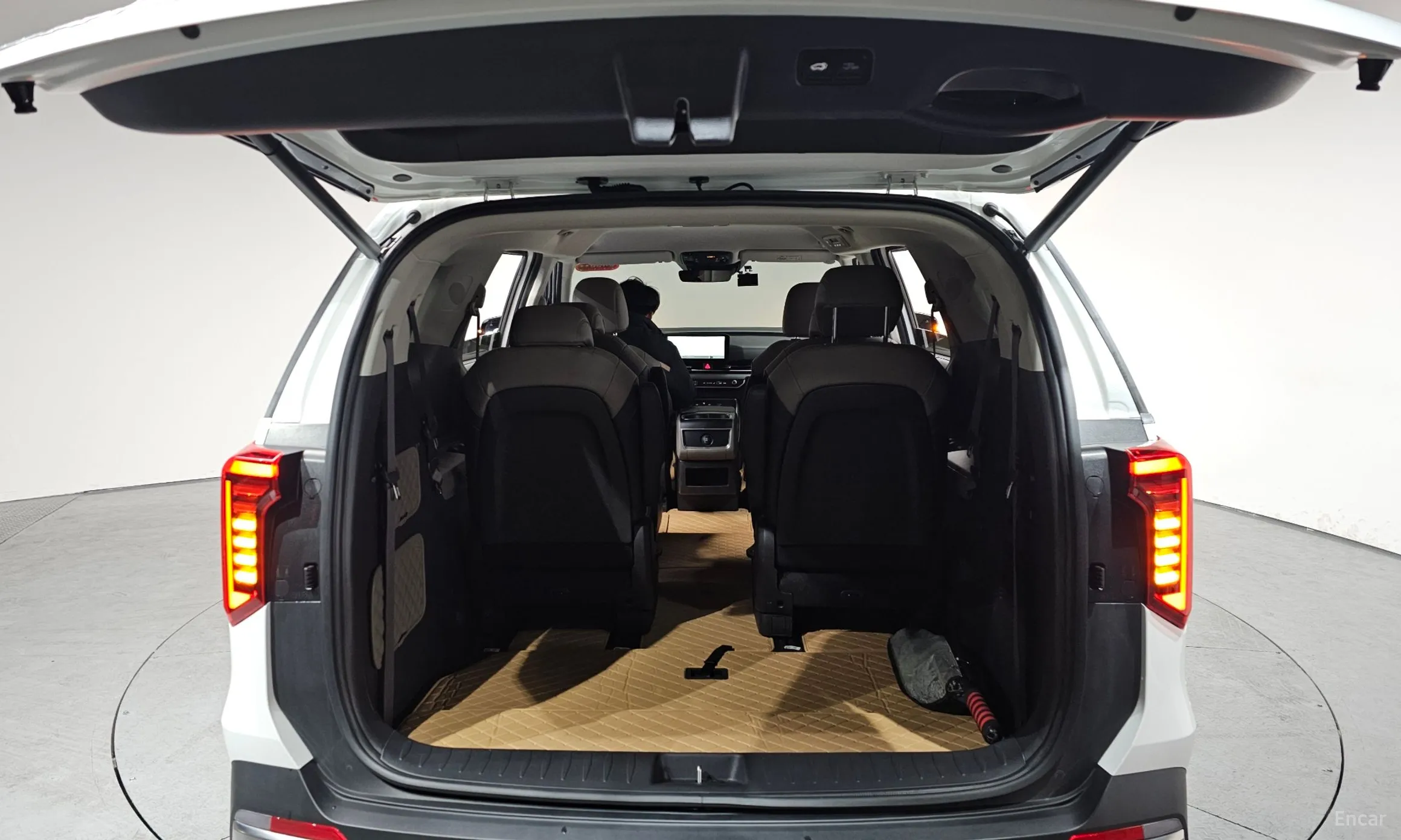 Kia Carnival 4th Generation превью 20