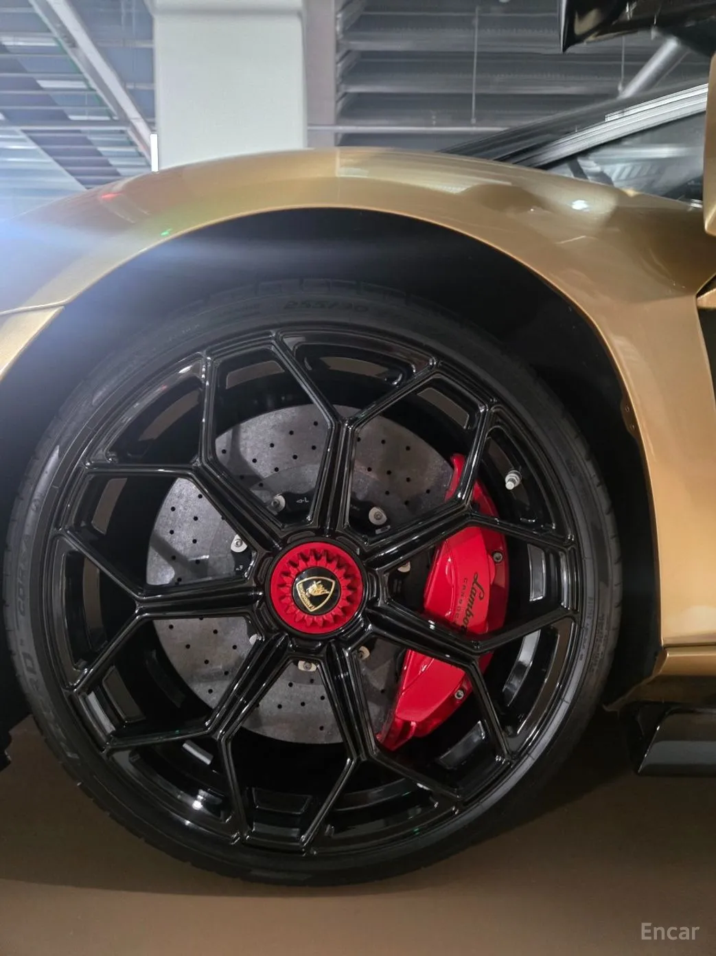 Lamborghini Aventador превью 17
