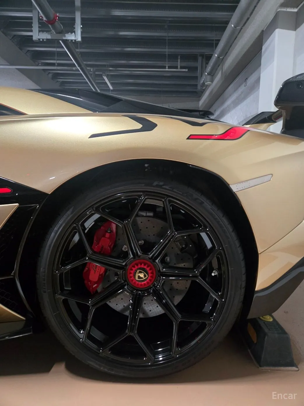 Lamborghini Aventador превью 3