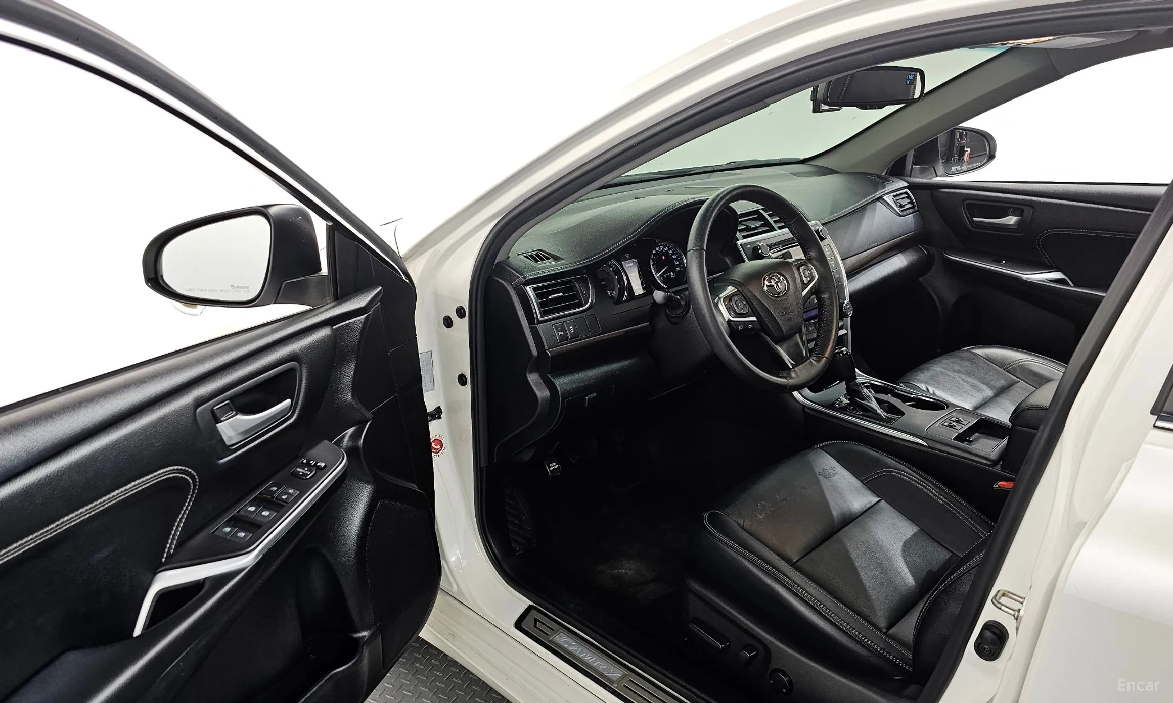 Toyota New Camry превью 10