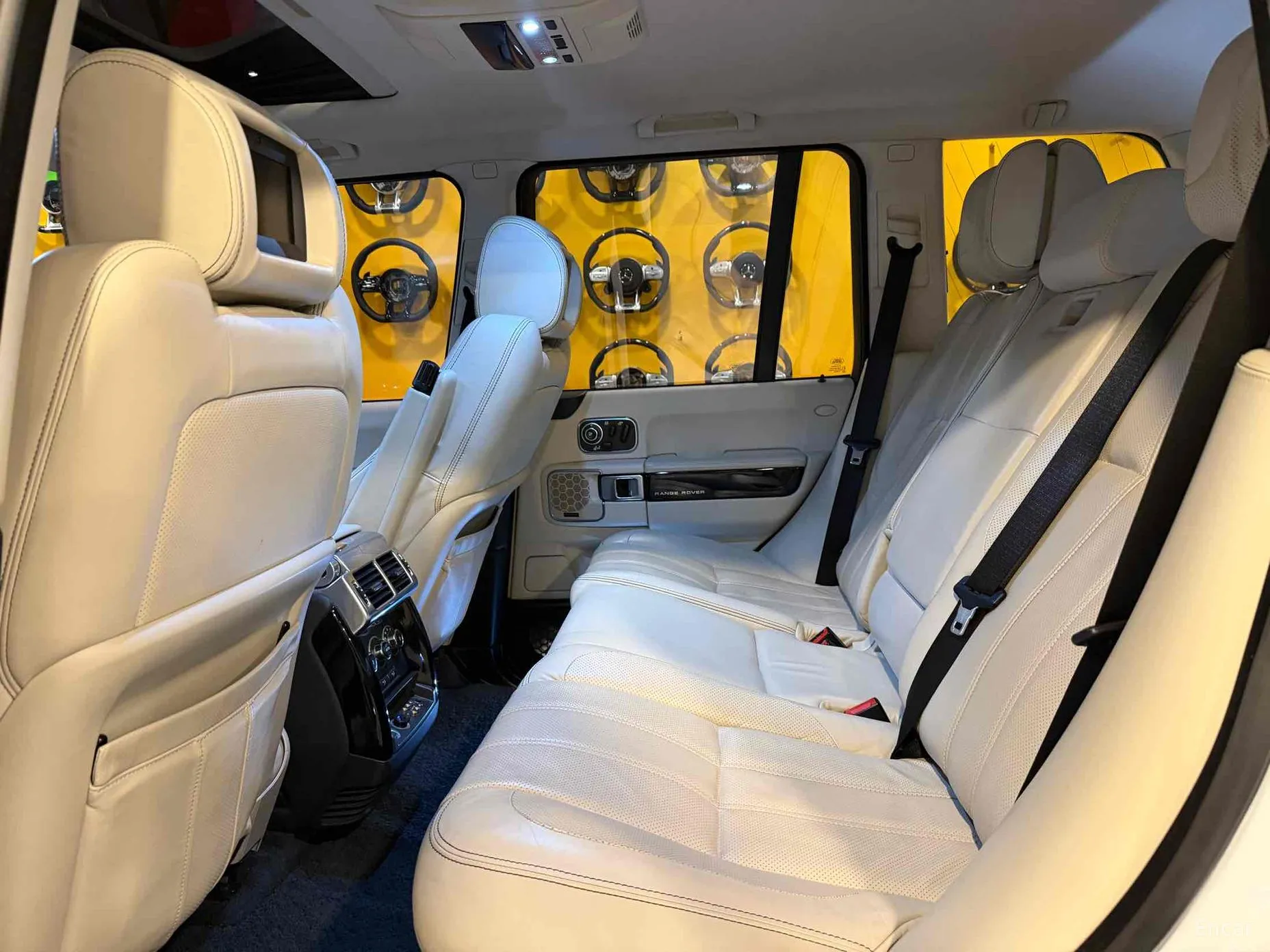 Land Rover Range Rover превью 13