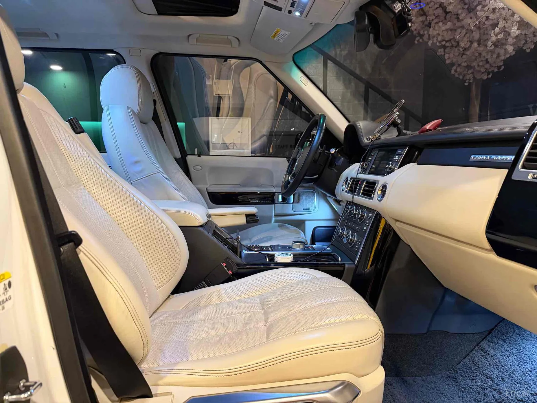 Land Rover Range Rover превью 16