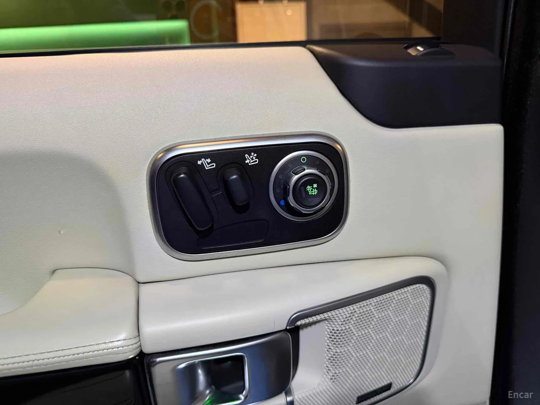 Land Rover Range Rover превью 18