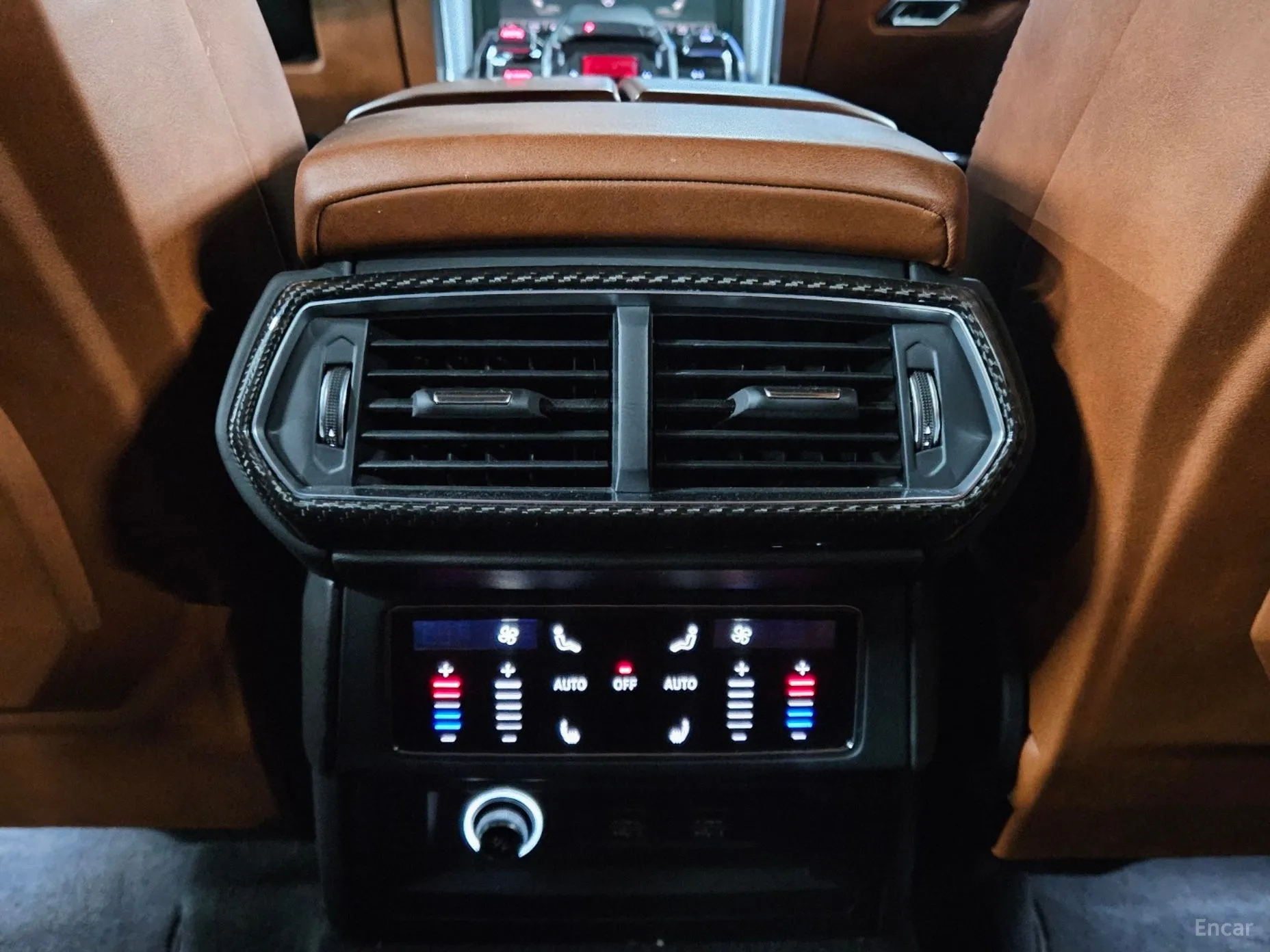 Lamborghini Urus превью 17