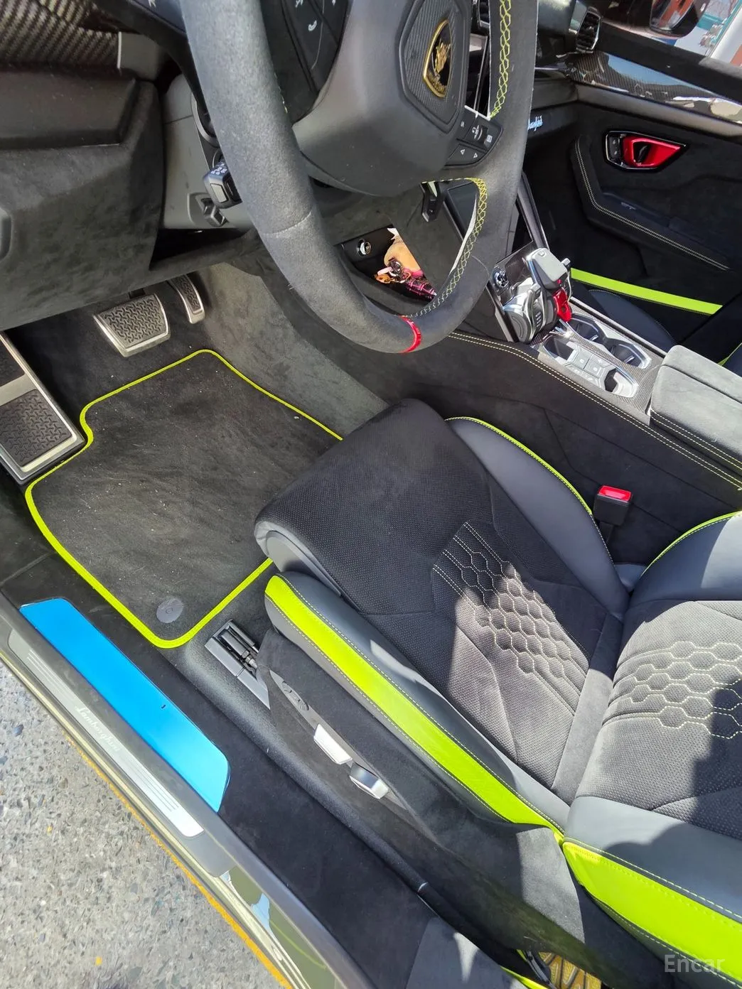 Lamborghini Urus превью 11
