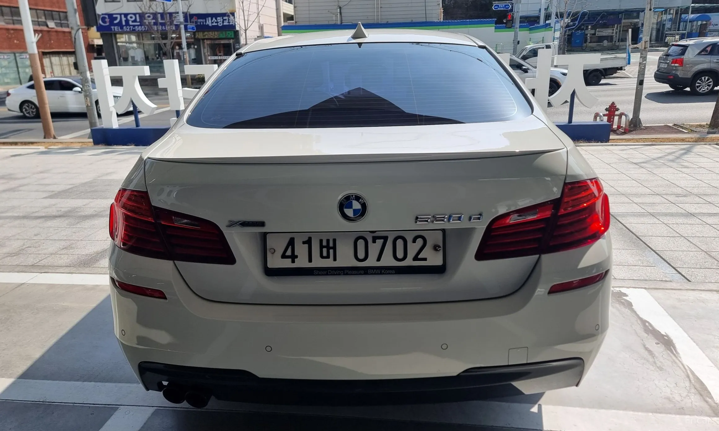 BMW 5 Series (F10) превью 6