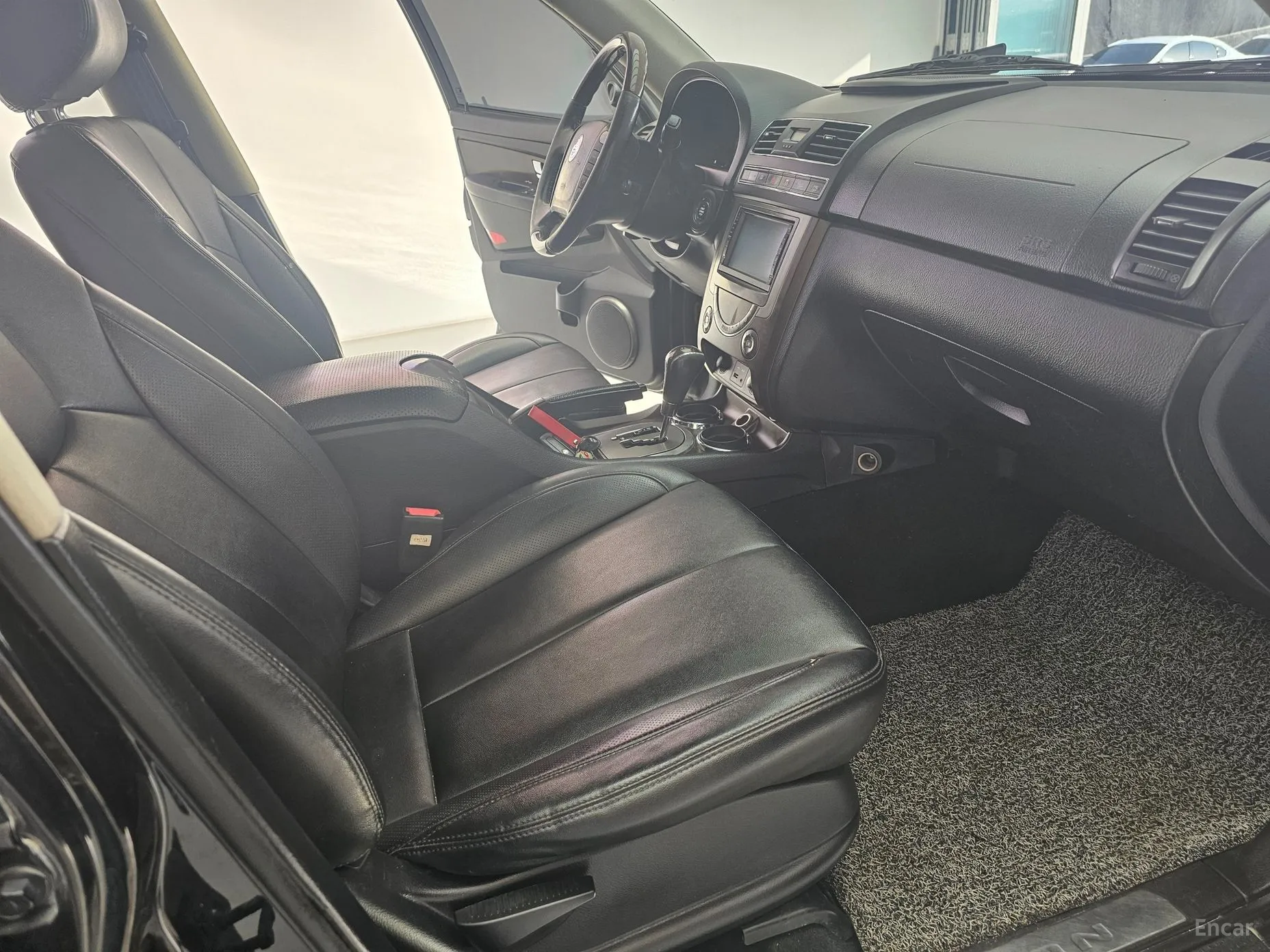 KG Mobility (SsangYong) Rexton W превью 9