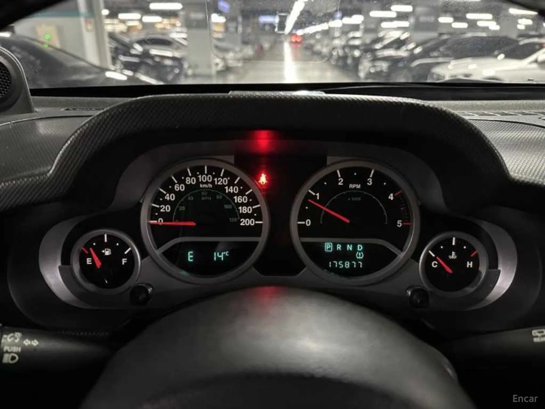 Jeep Wrangler (JK) превью 13