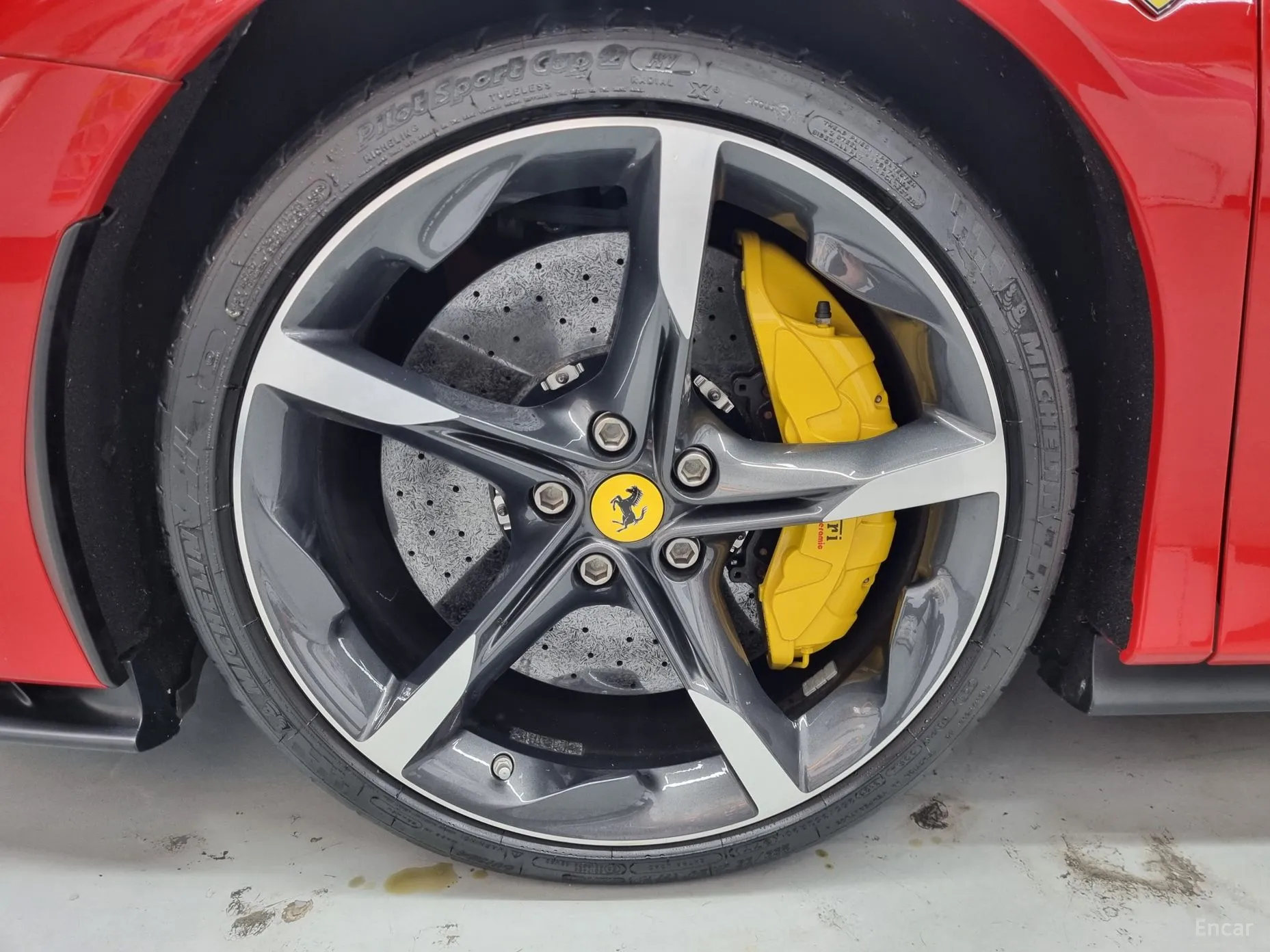 Ferrari SF90 Stradale превью 5
