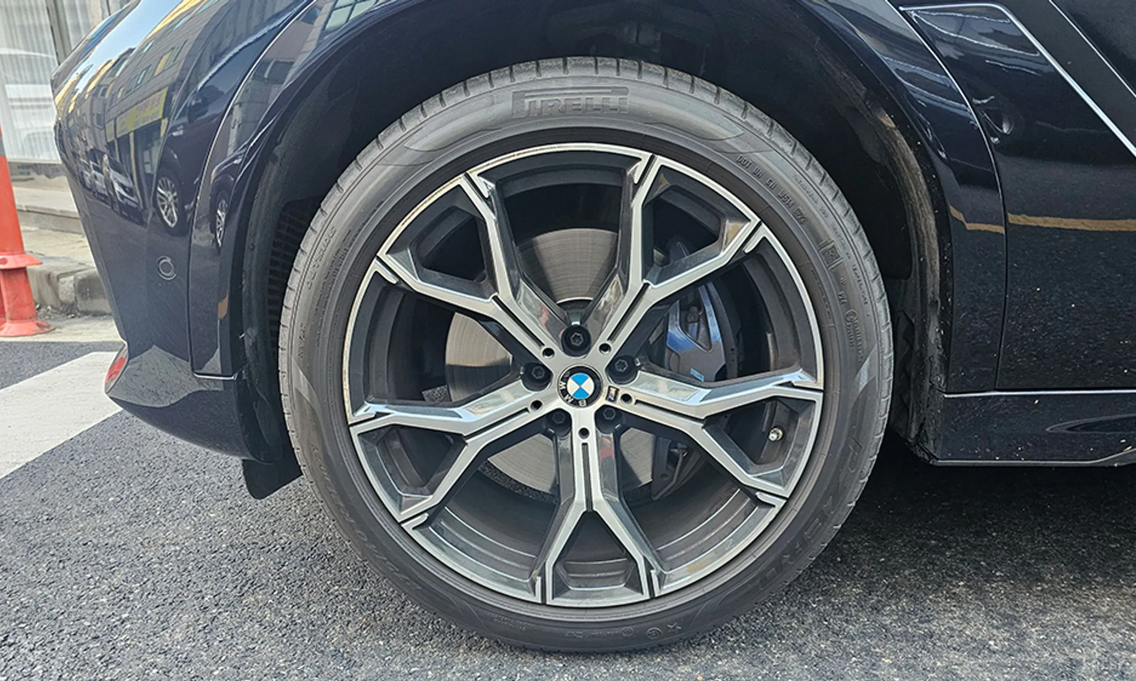 BMW X6 (G06) превью 17