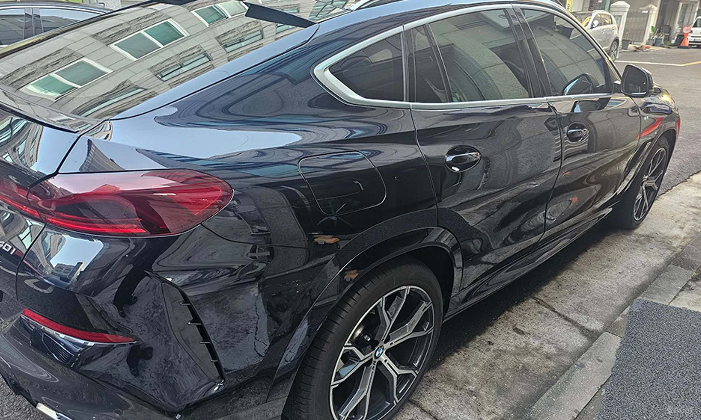 BMW X6 (G06) превью 4