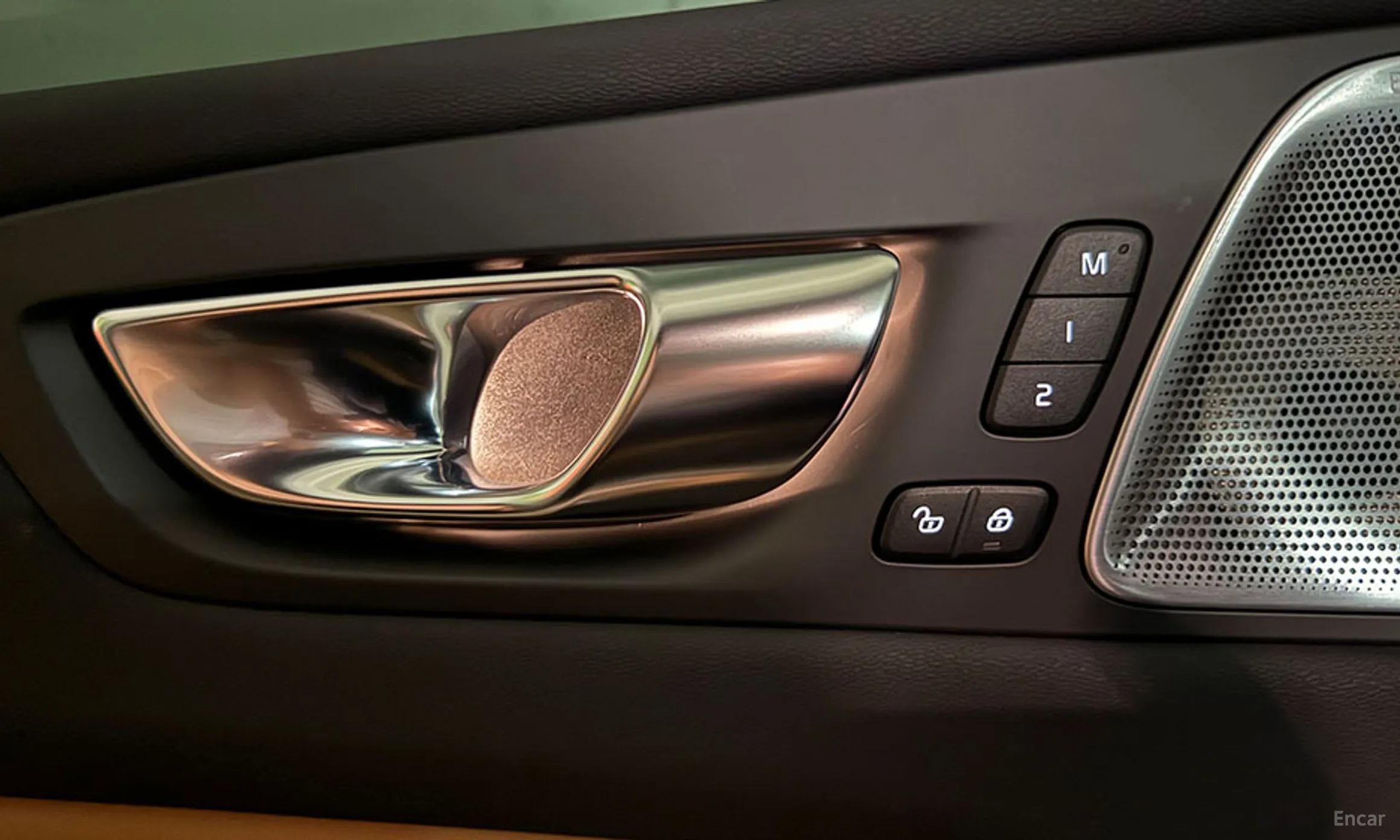 Volvo XC60 Gen 2 превью 13