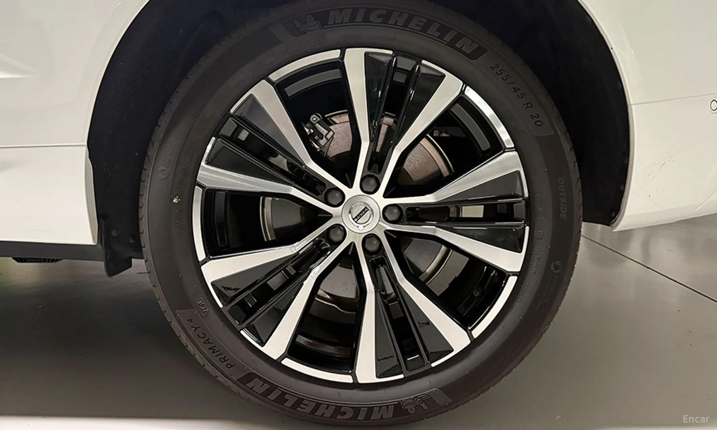 Volvo XC60 Gen 2 превью 16