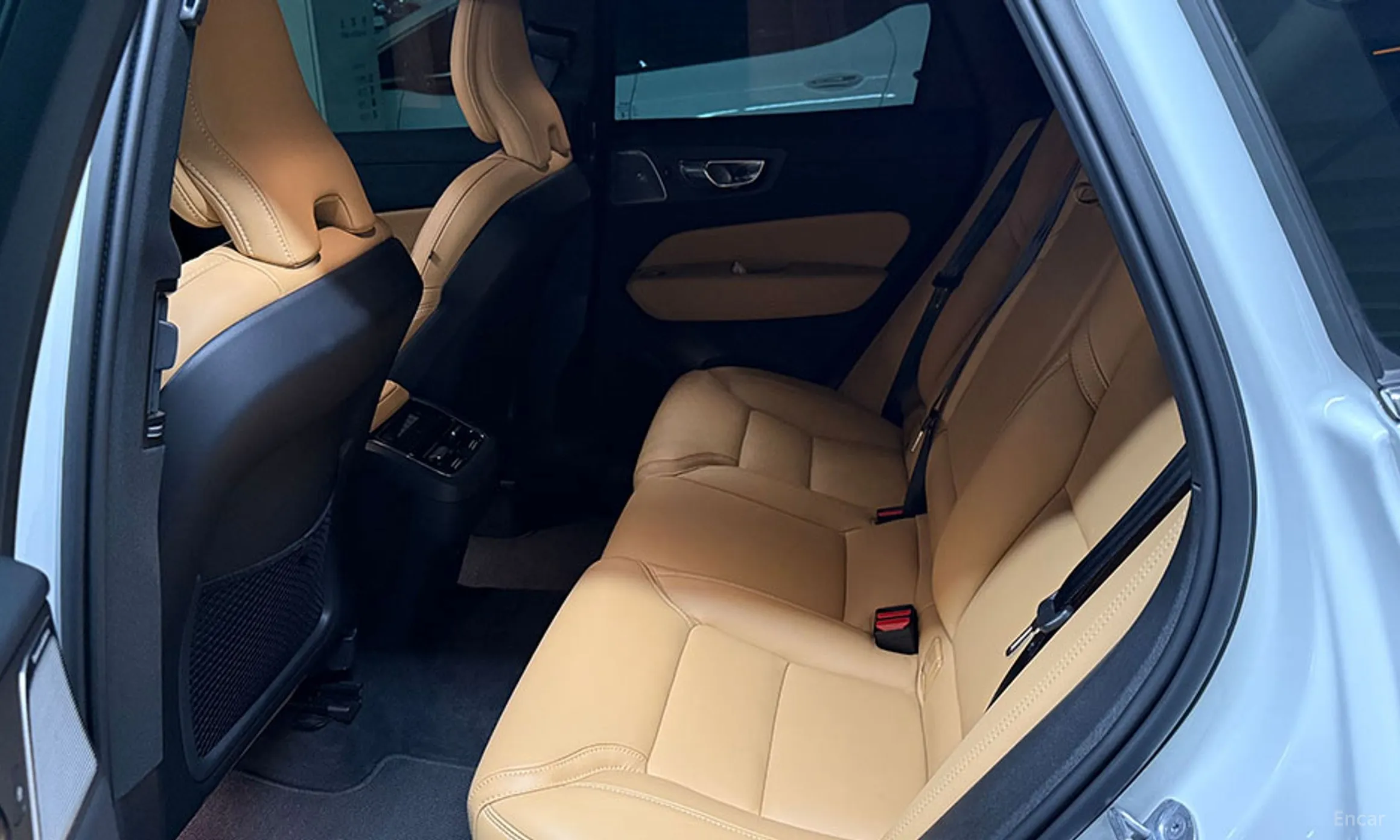 Volvo XC60 Gen 2 превью 7