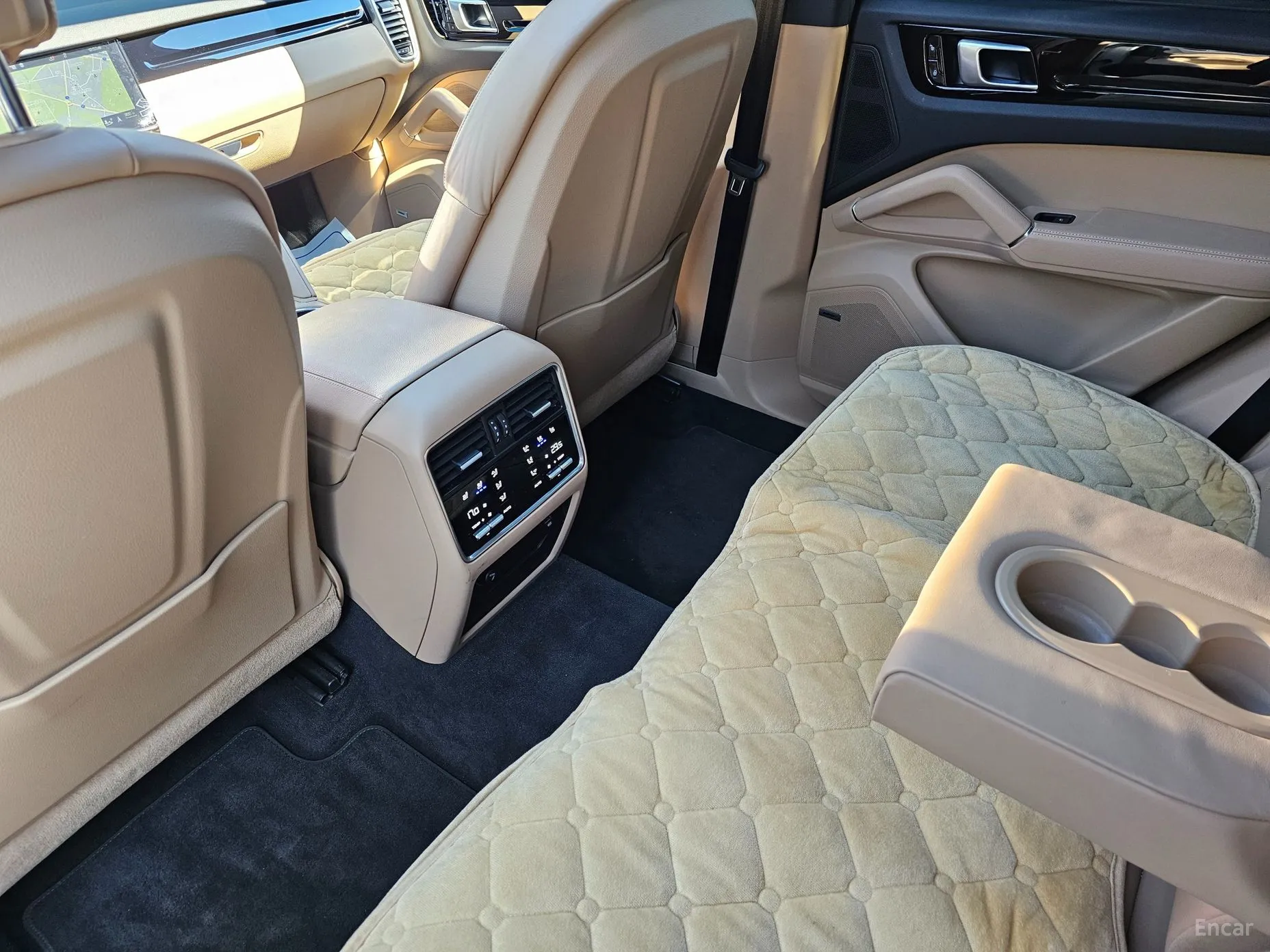 Porsche Cayenne (PO536) превью 17
