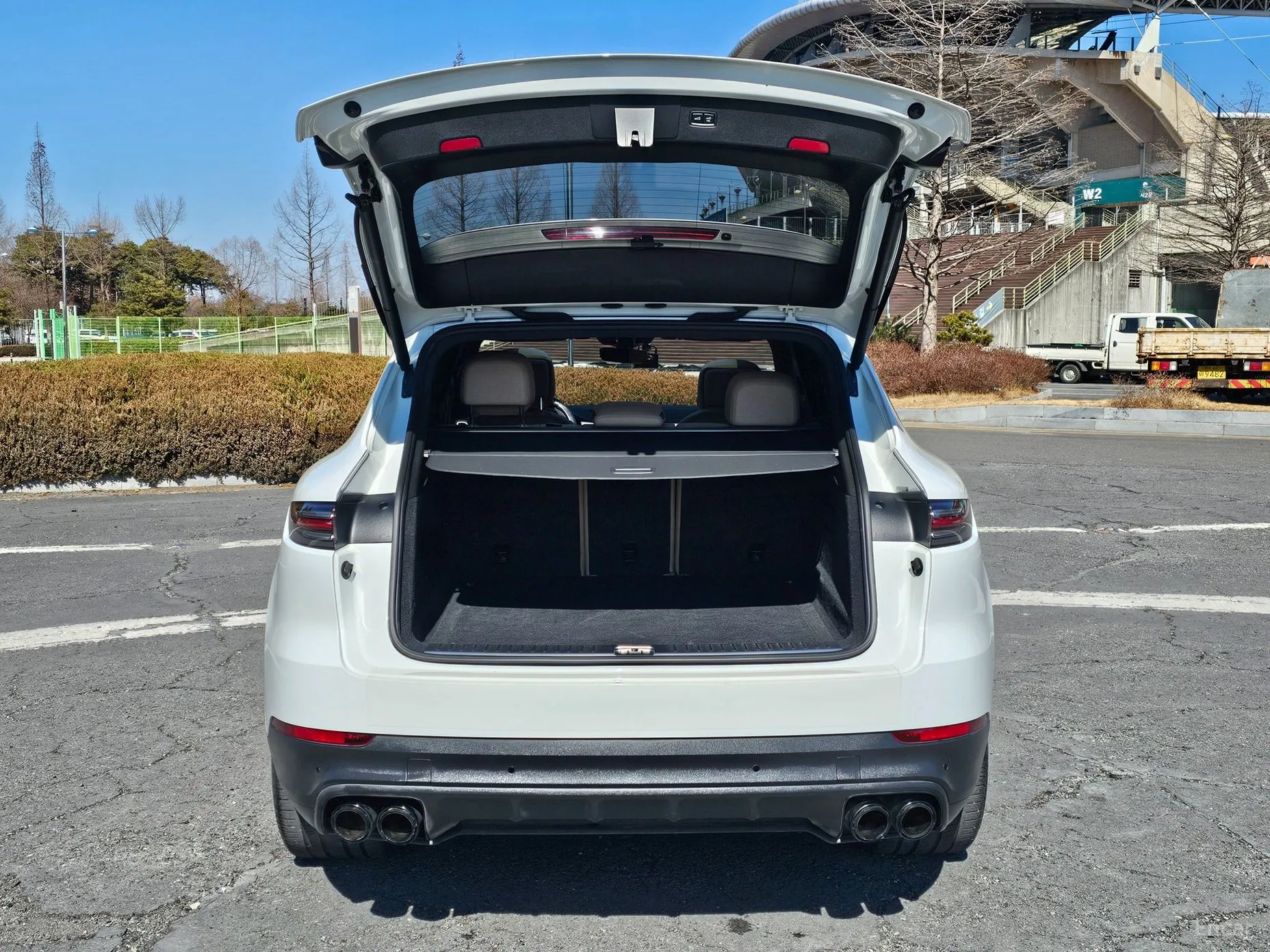 Porsche Cayenne (PO536) превью 18