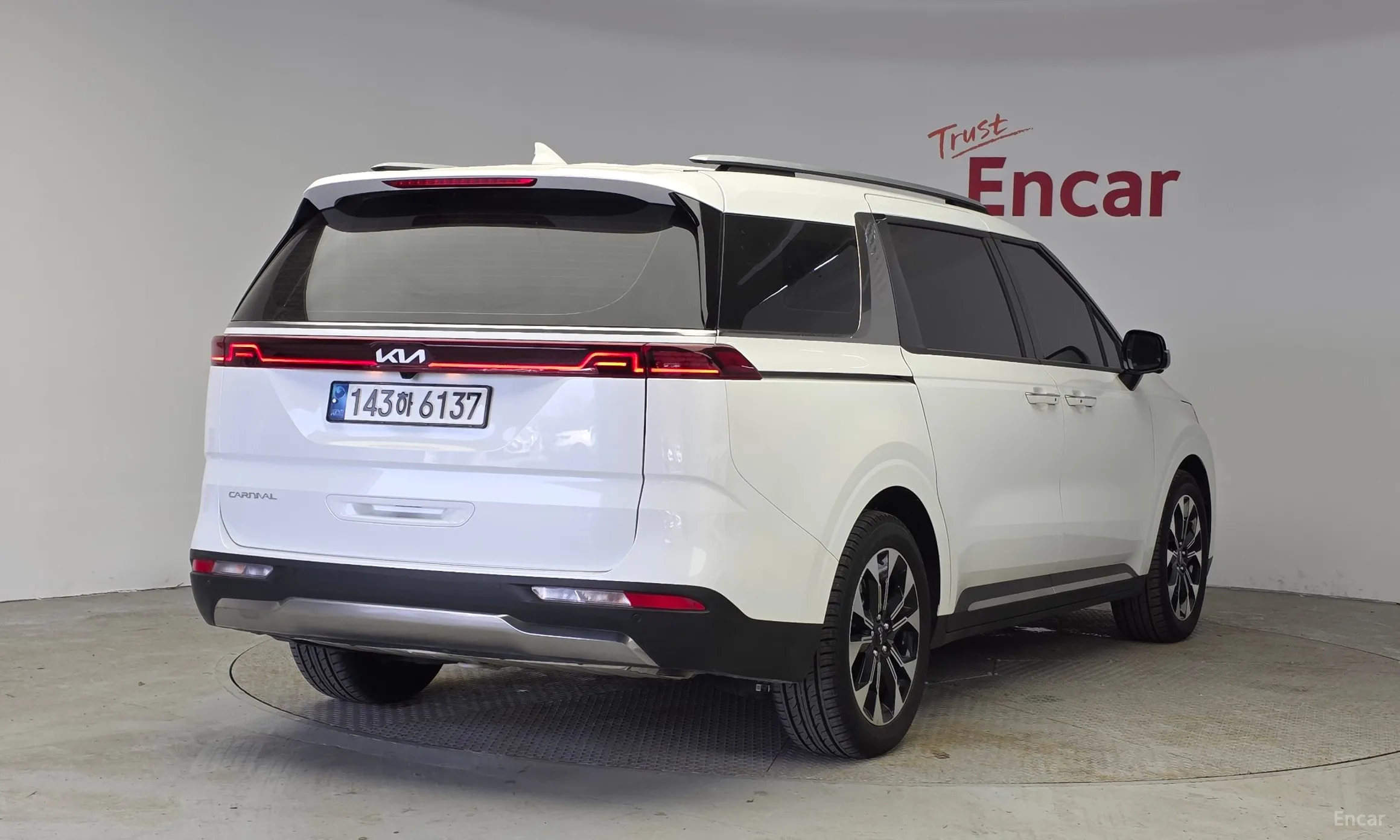 Kia Carnival Gen 4 превью 2