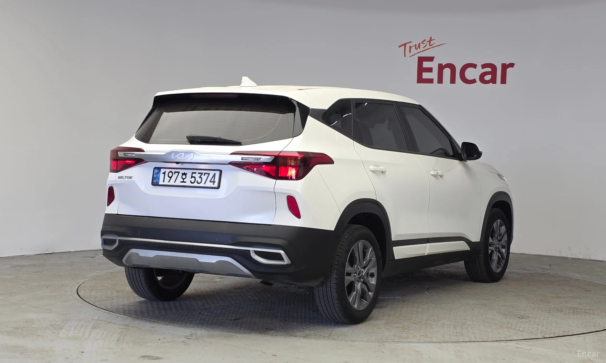 Kia Seltos превью 2