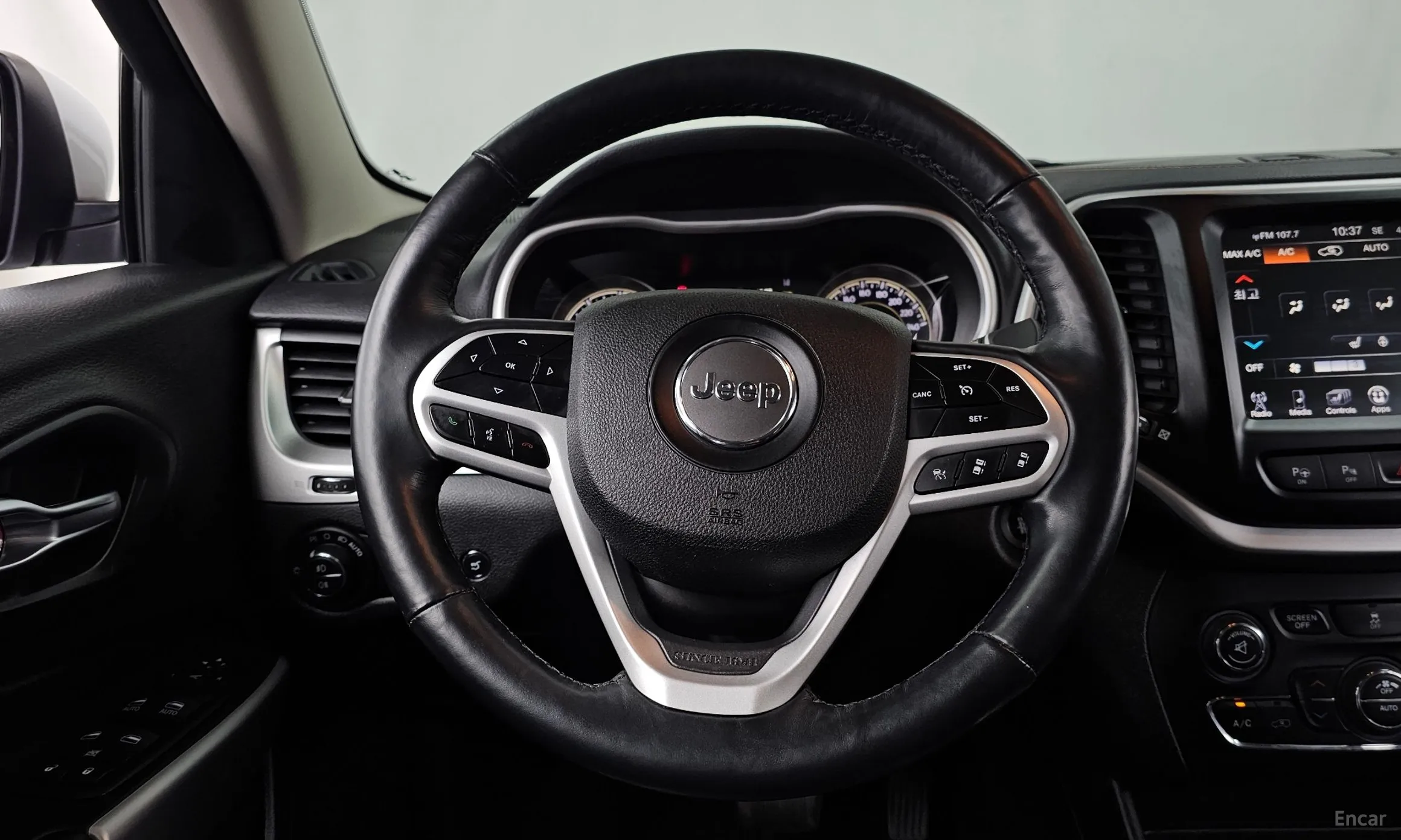 Jeep Cherokee (KL) превью 13