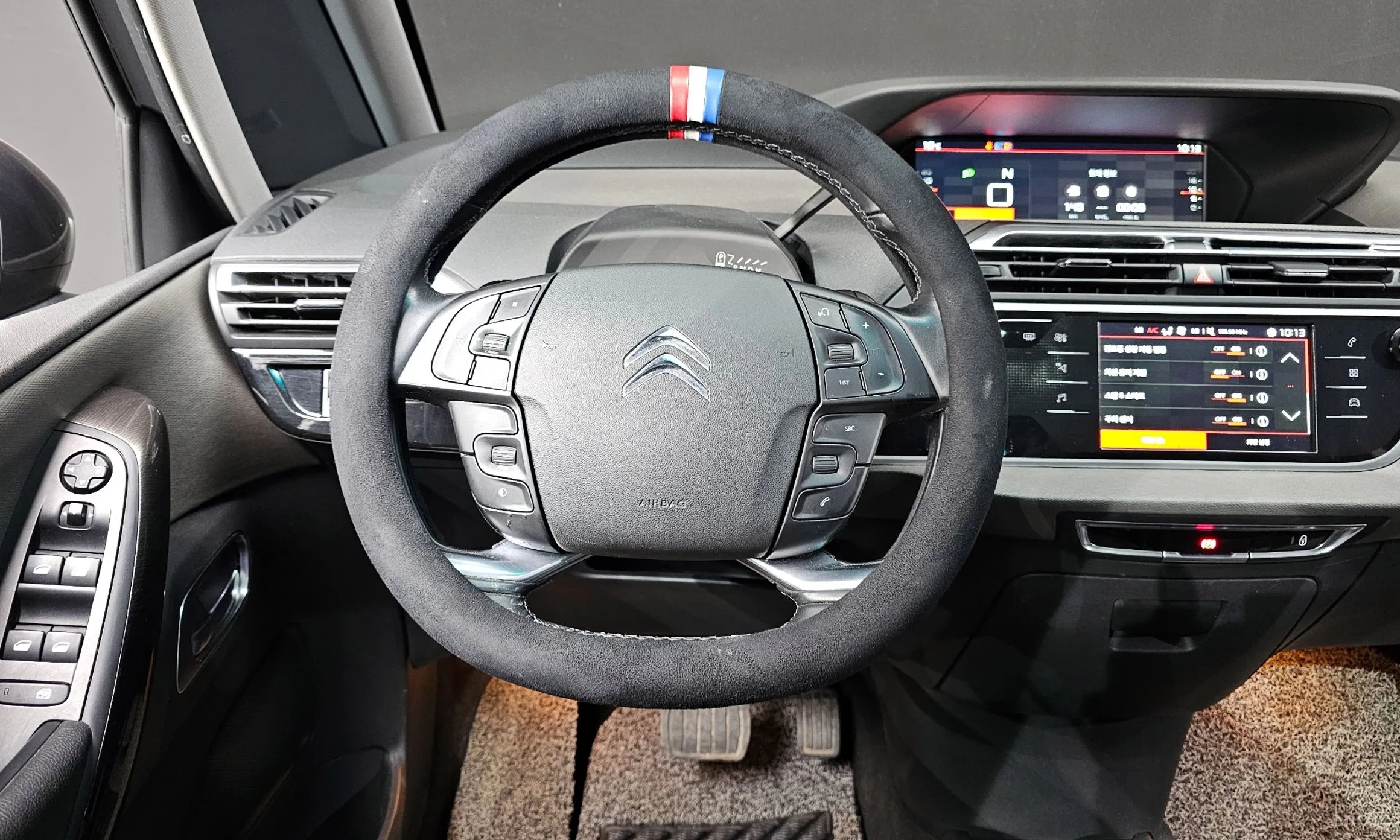 Citroën/DS Grand C4 Picasso превью 13