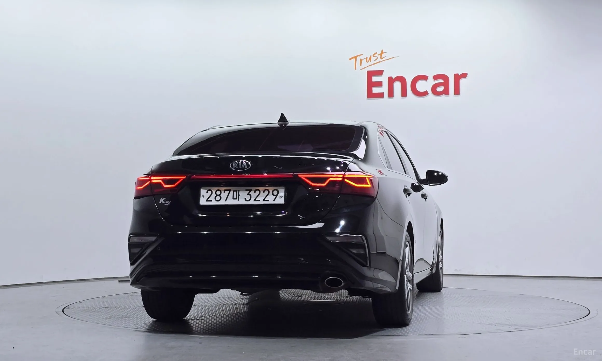 Kia K3 превью 4