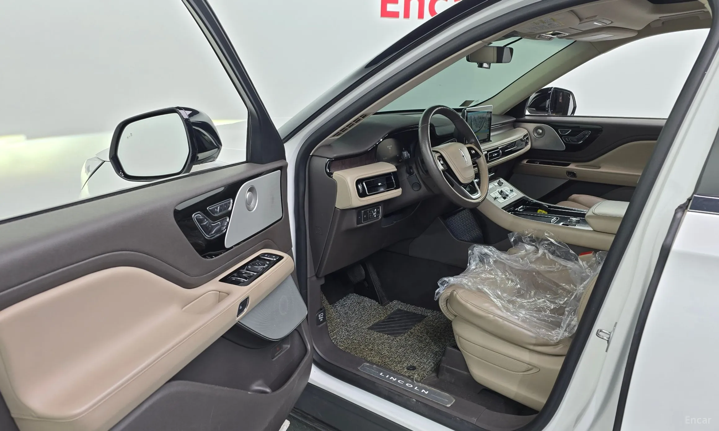 Lincoln Aviator 2nd Generation превью 10