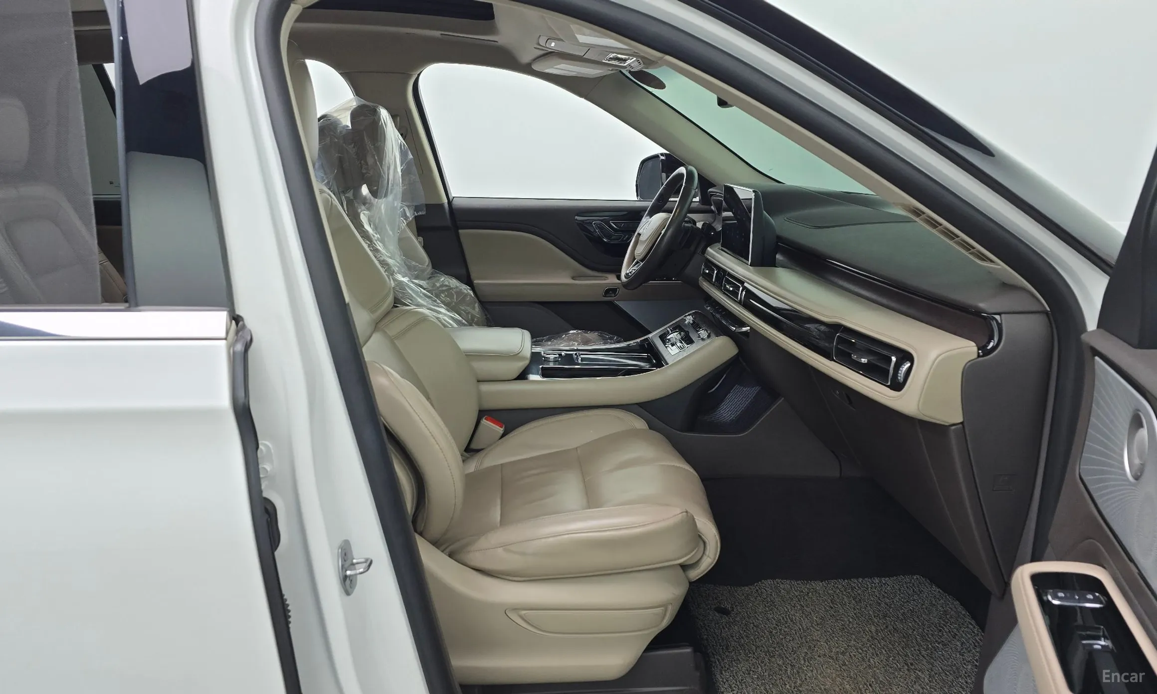Lincoln Aviator 2nd Generation превью 11