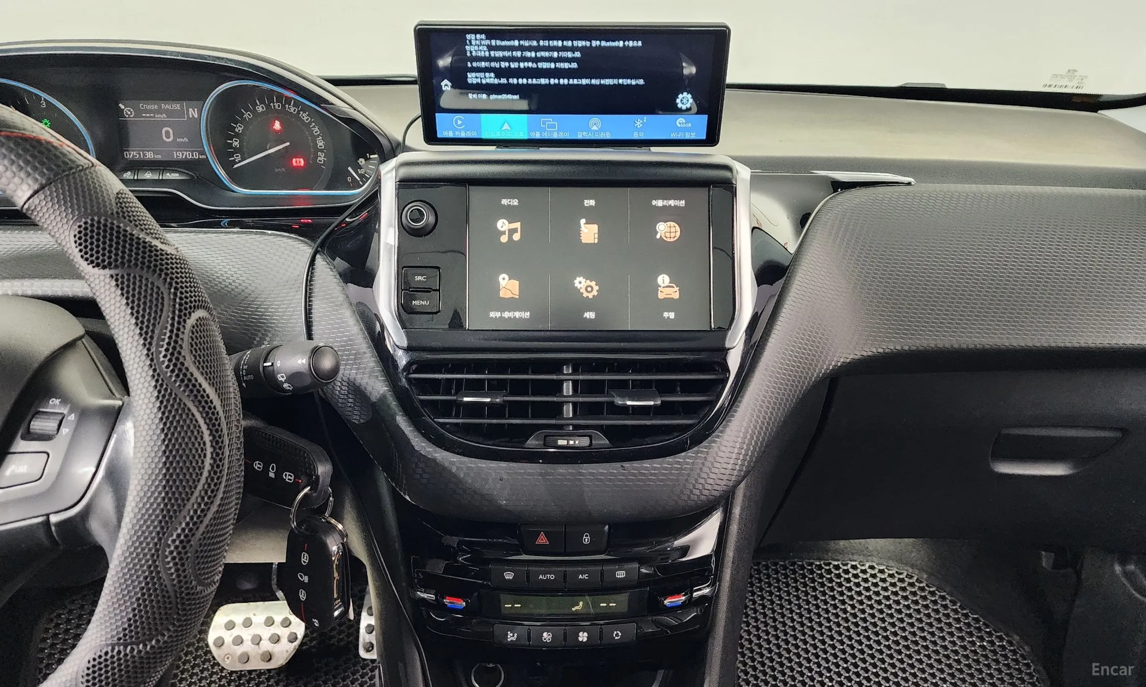 Peugeot 2008. превью 14