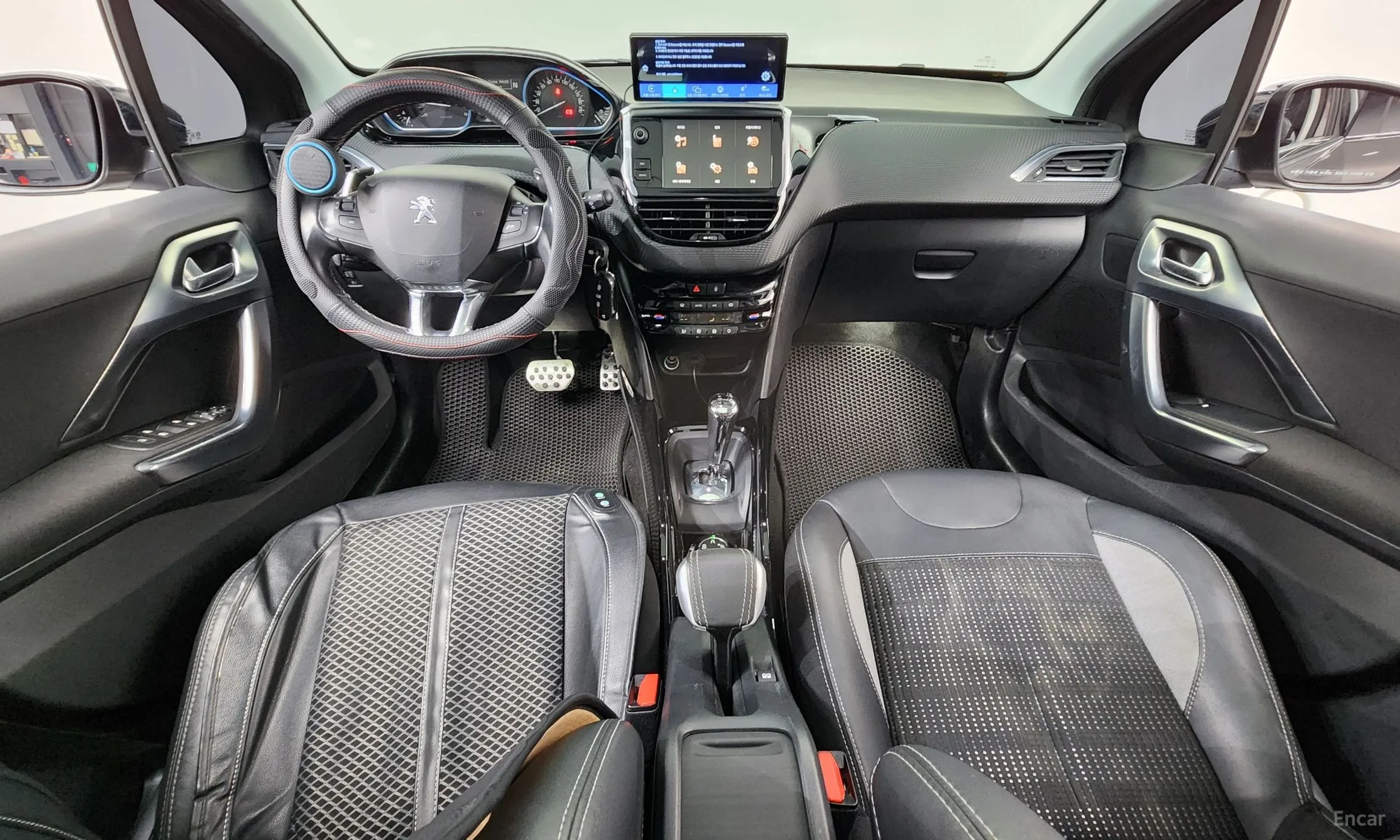 Peugeot 2008. превью 7