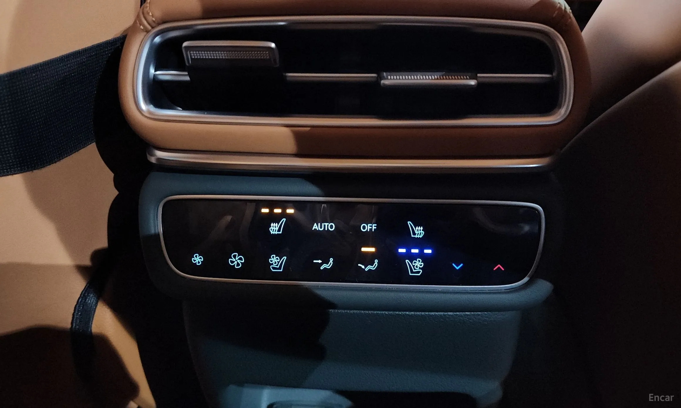 Genesis GV80 превью 20
