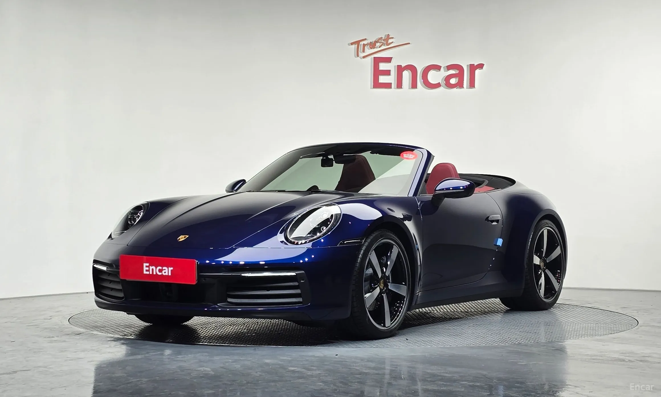 911 (992)
