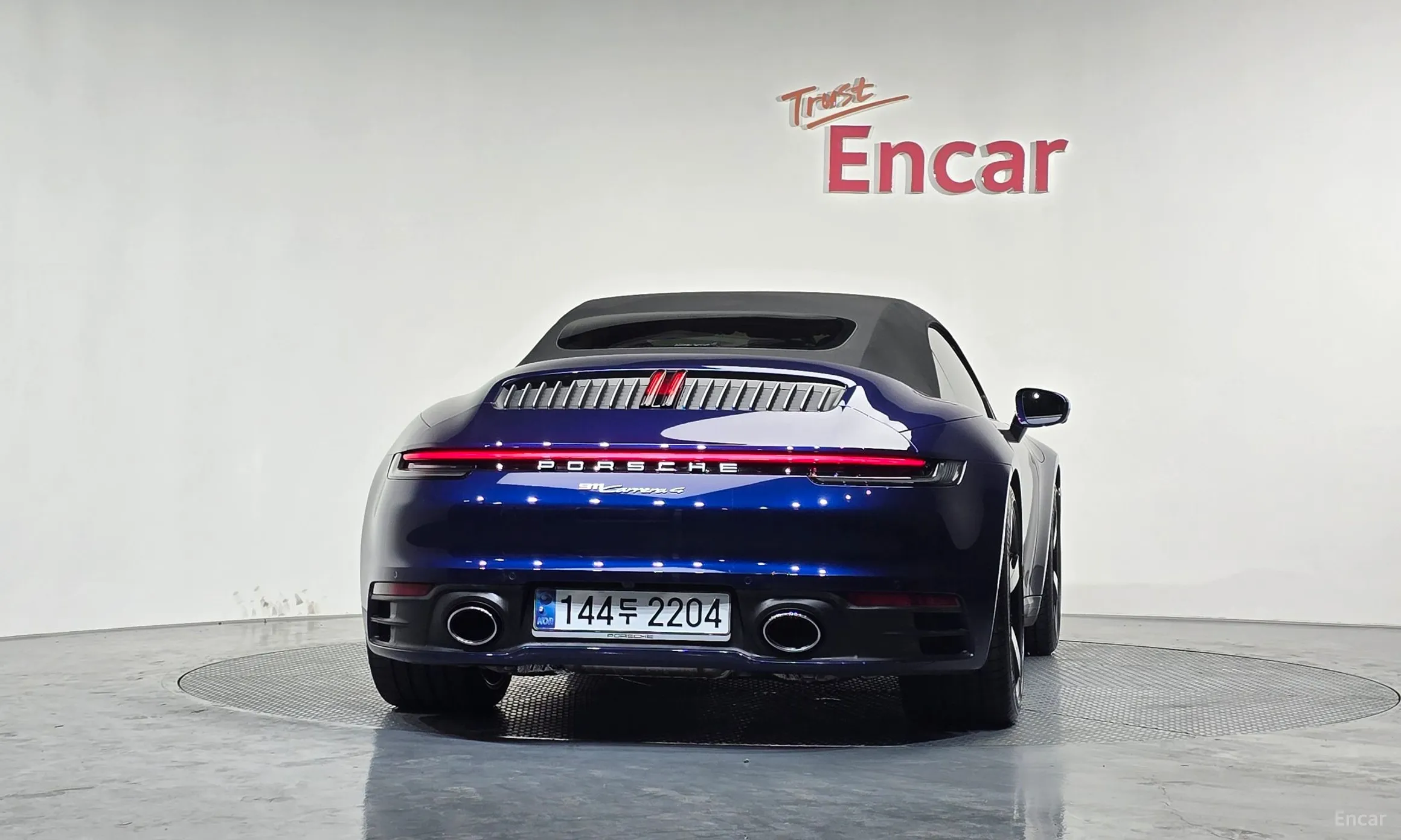 Porsche 911 (992) превью 4