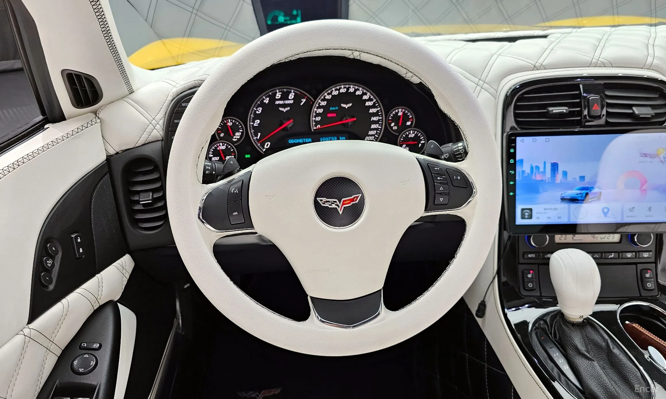 Chevrolet Corvette превью 13