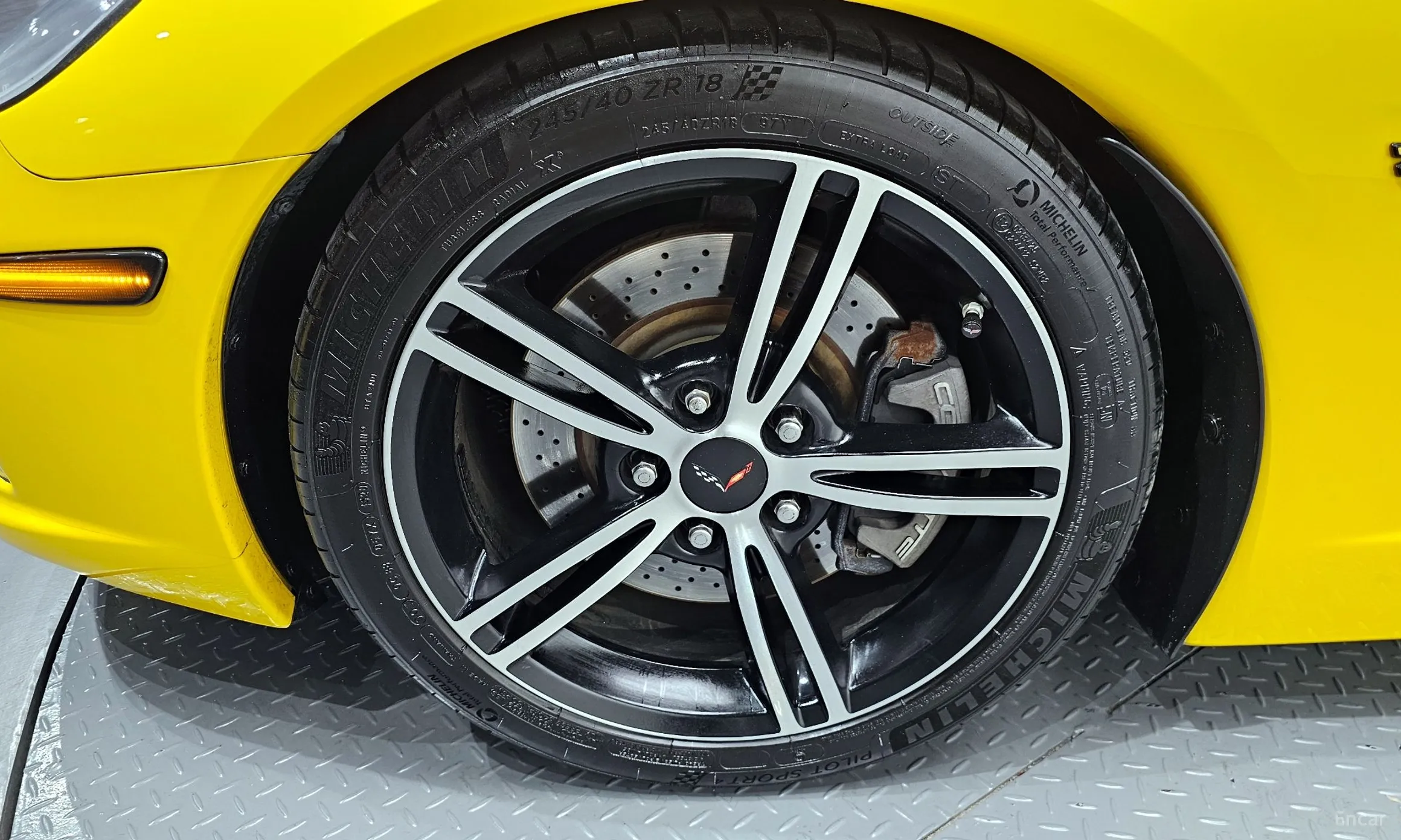 Chevrolet Corvette превью 5