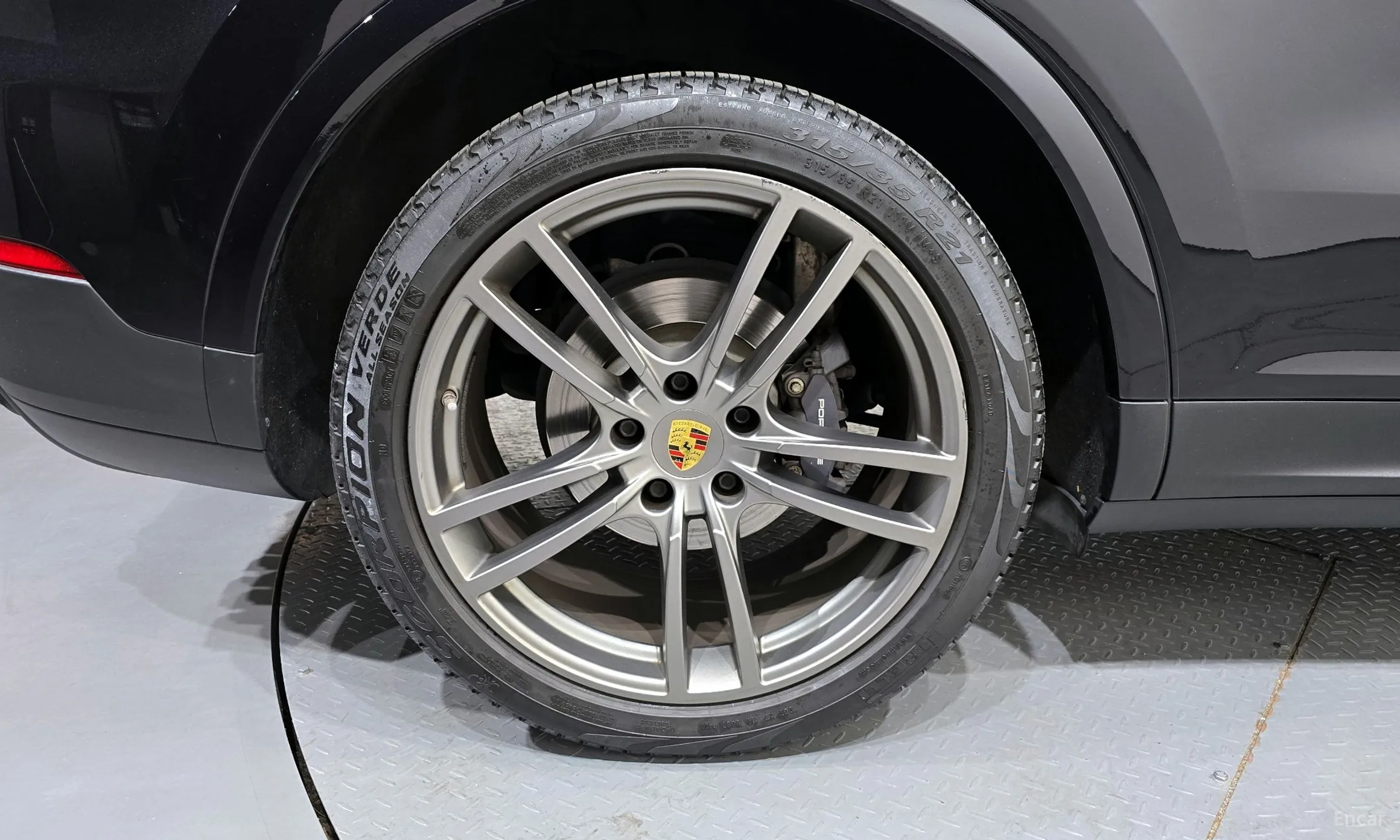Porsche Cayenne (PO536) превью 5