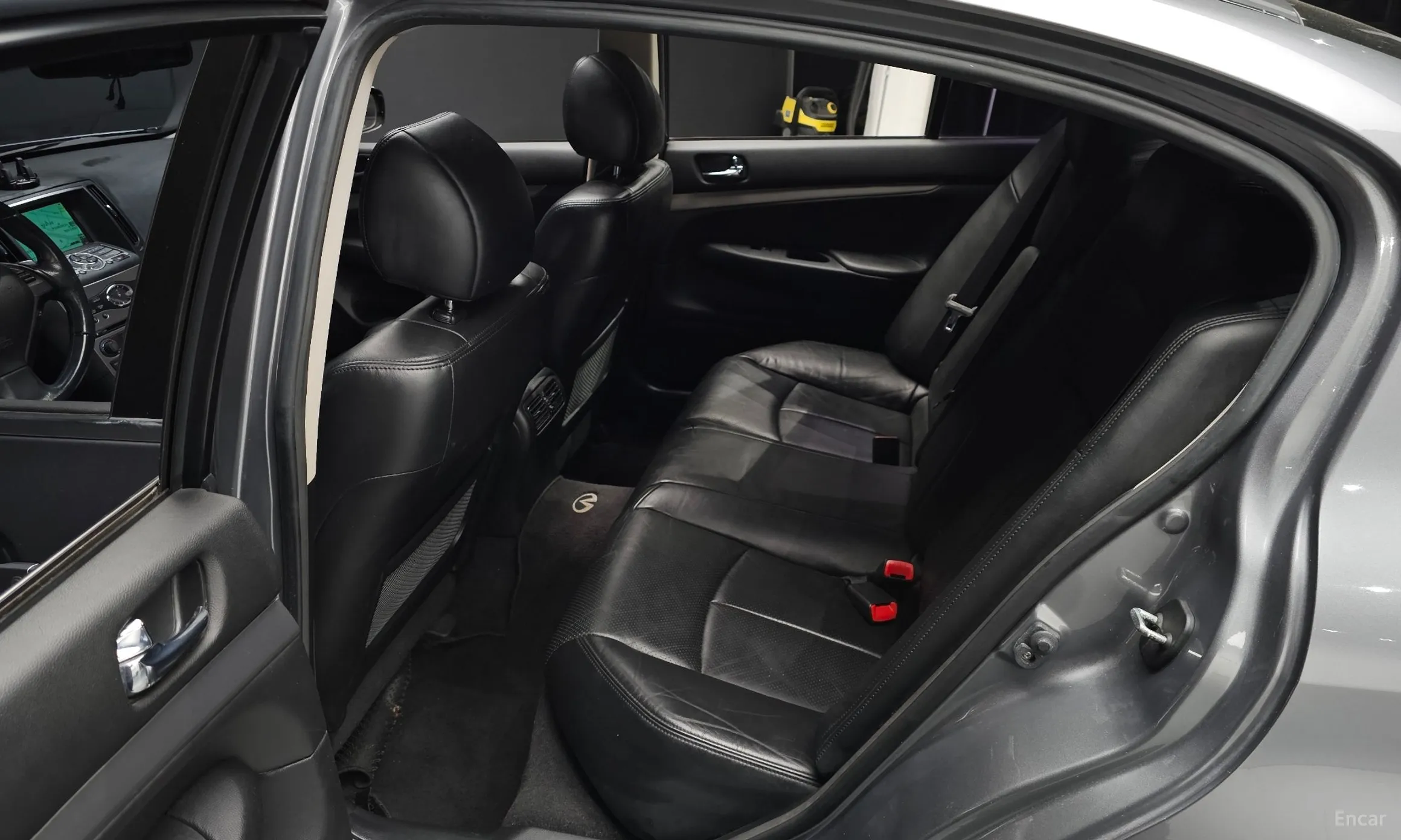 Infiniti G37 превью 12
