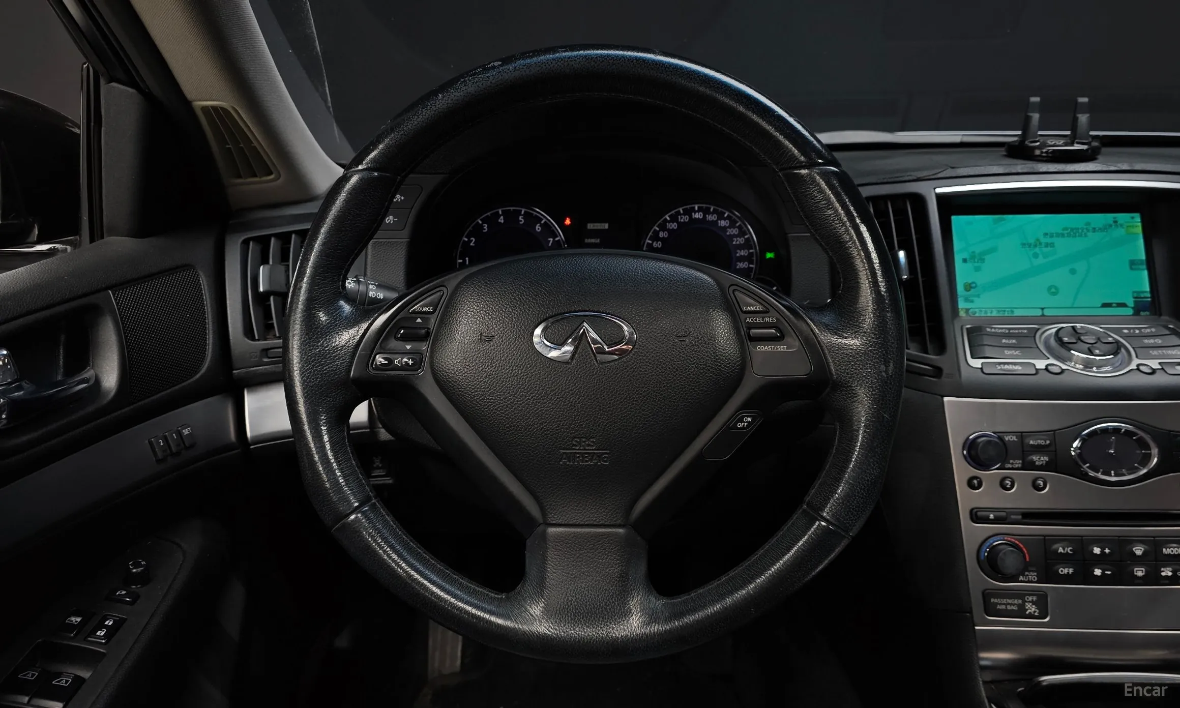 Infiniti G37 превью 13