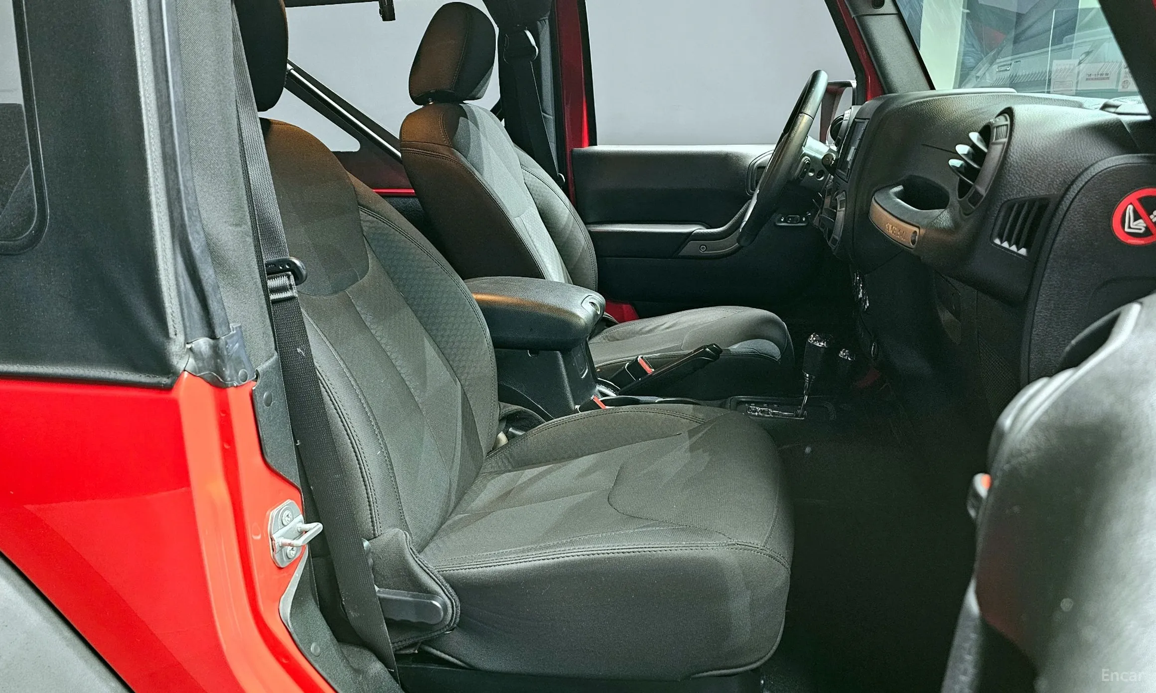 Jeep Wrangler (JK) превью 10